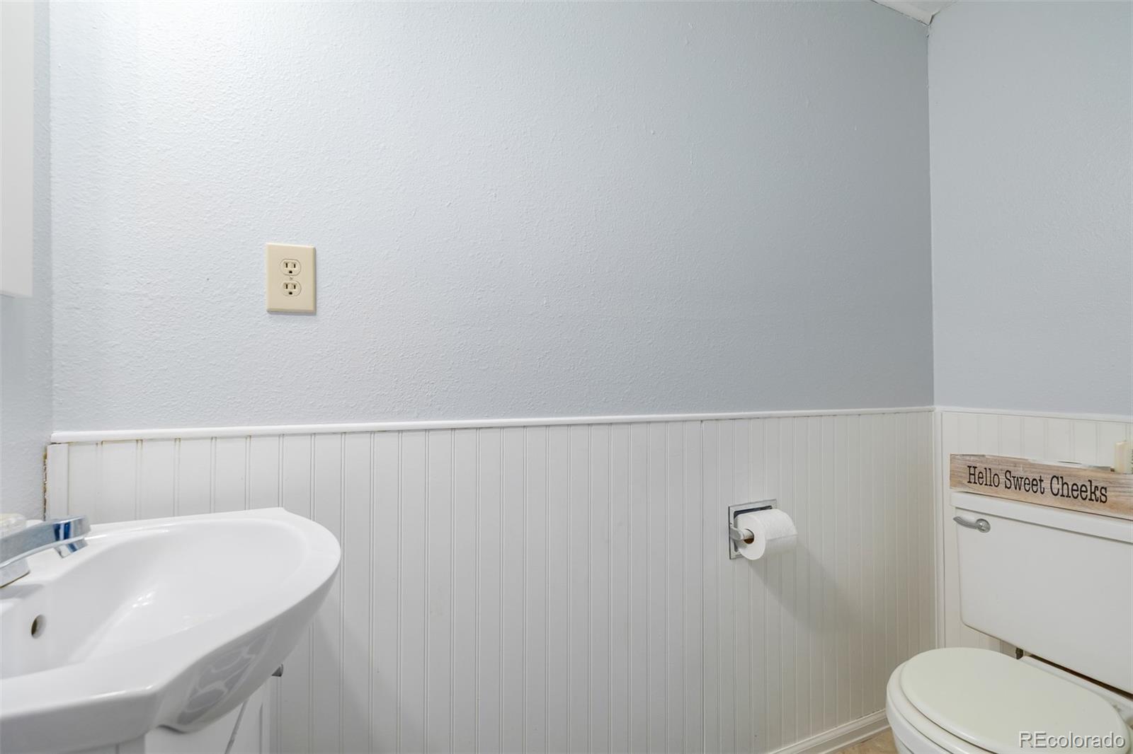 MLS Image #13 for 11455 w 17th place,lakewood, Colorado