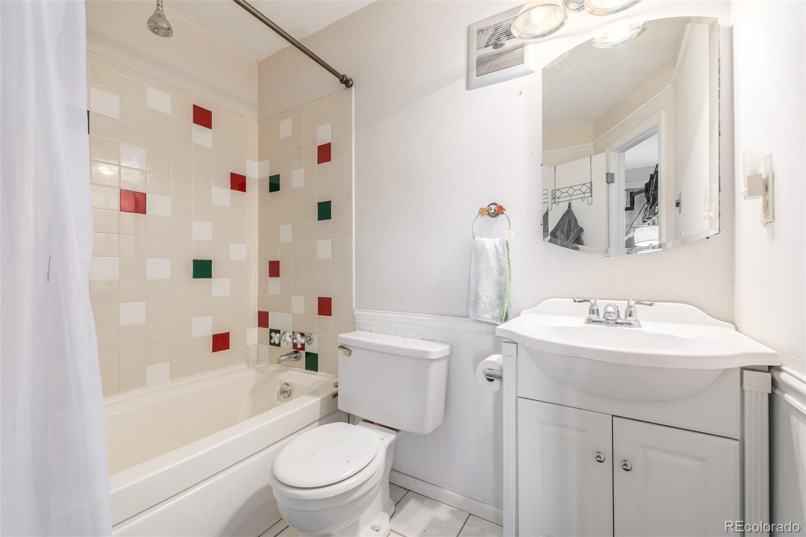 MLS Image #16 for 11455 w 17th place,lakewood, Colorado