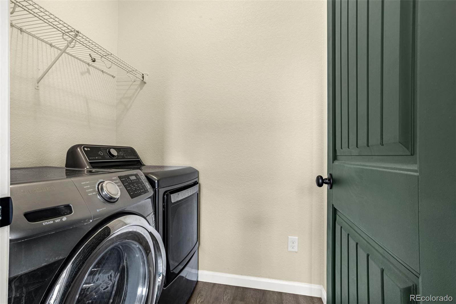 MLS Image #12 for 3704  saguaro circle,colorado springs, Colorado