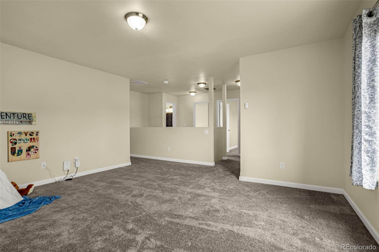 MLS Image #15 for 3704  saguaro circle,colorado springs, Colorado