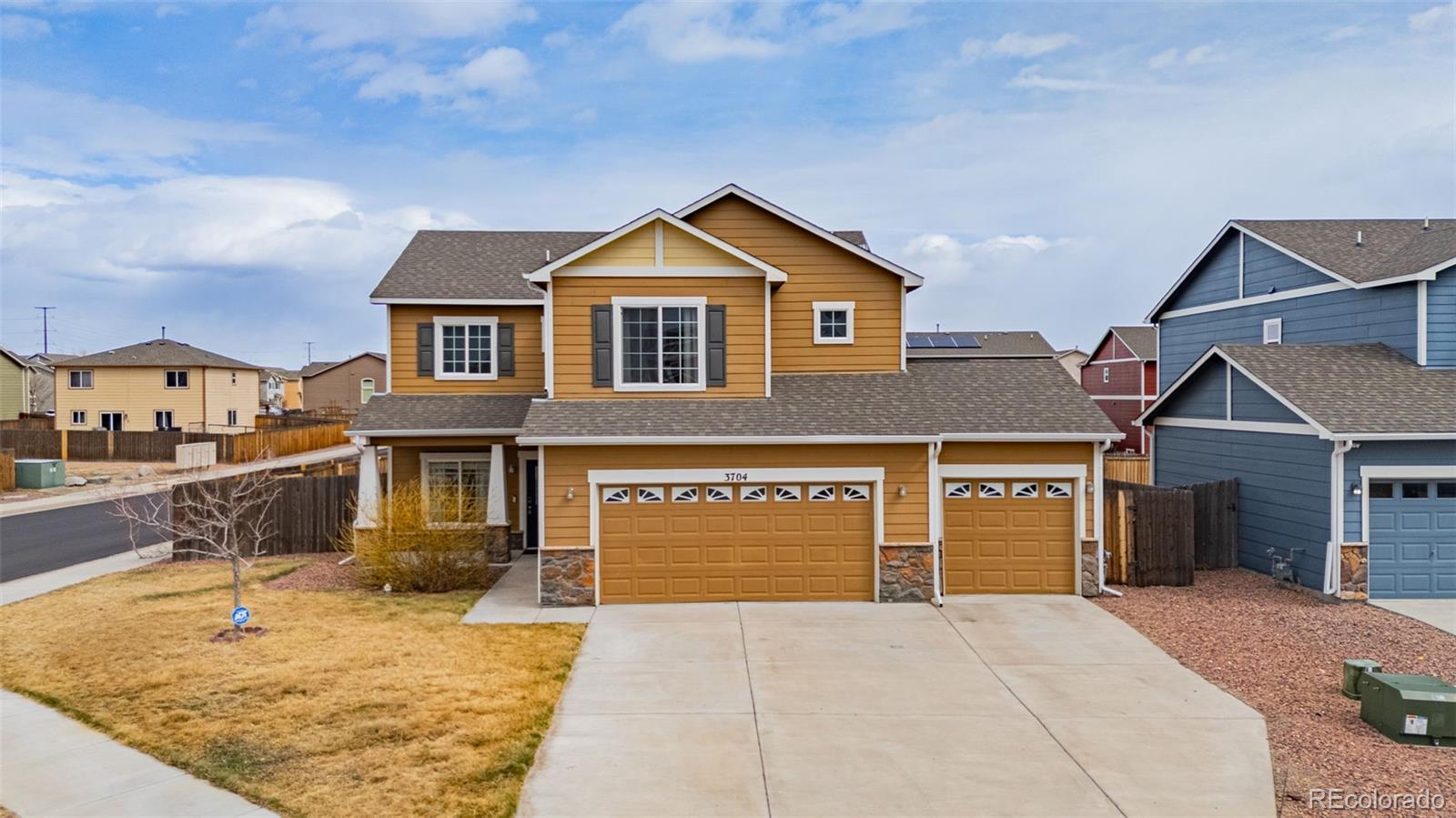 MLS Image #2 for 3704  saguaro circle,colorado springs, Colorado