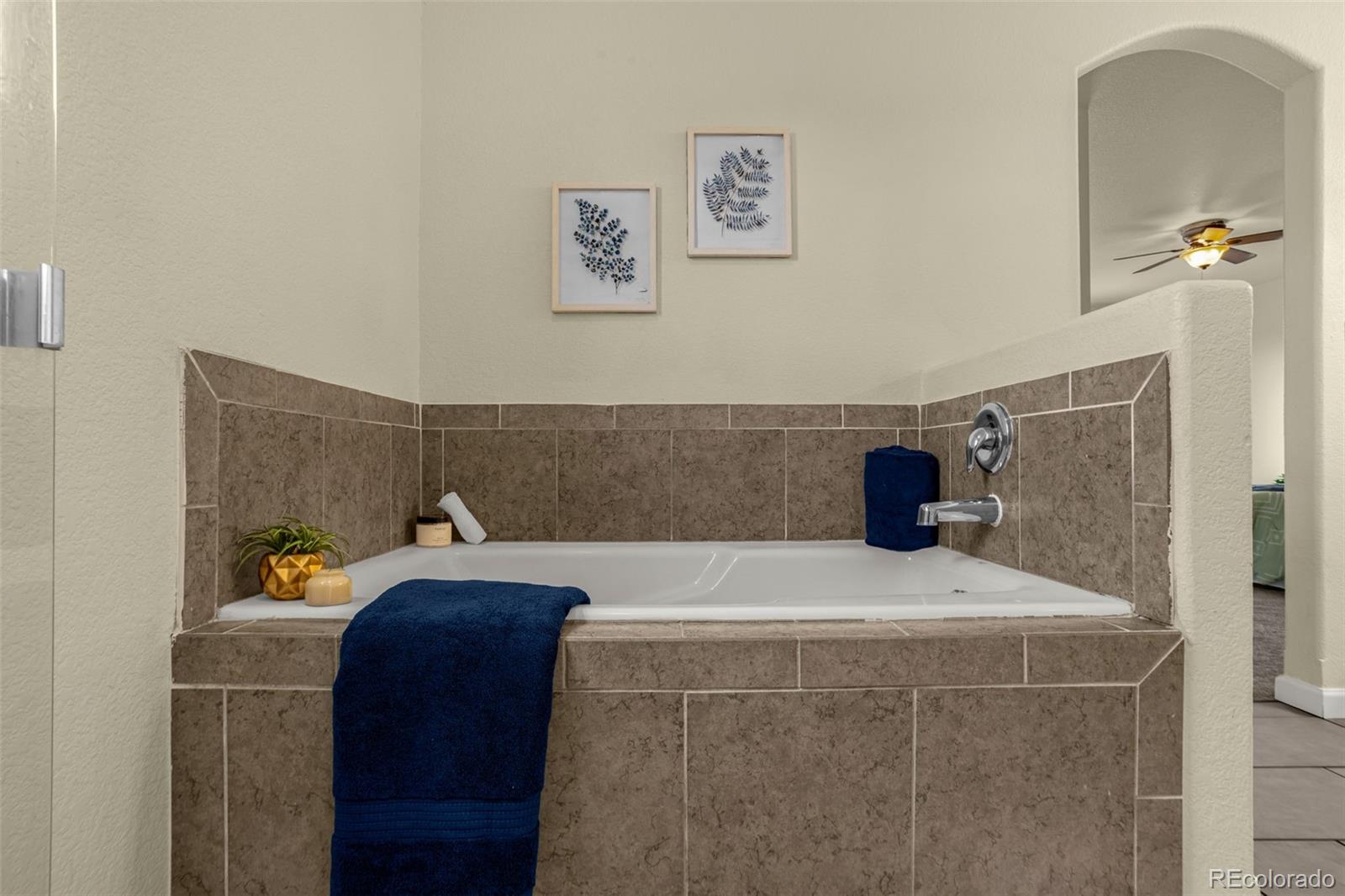 MLS Image #23 for 3704  saguaro circle,colorado springs, Colorado