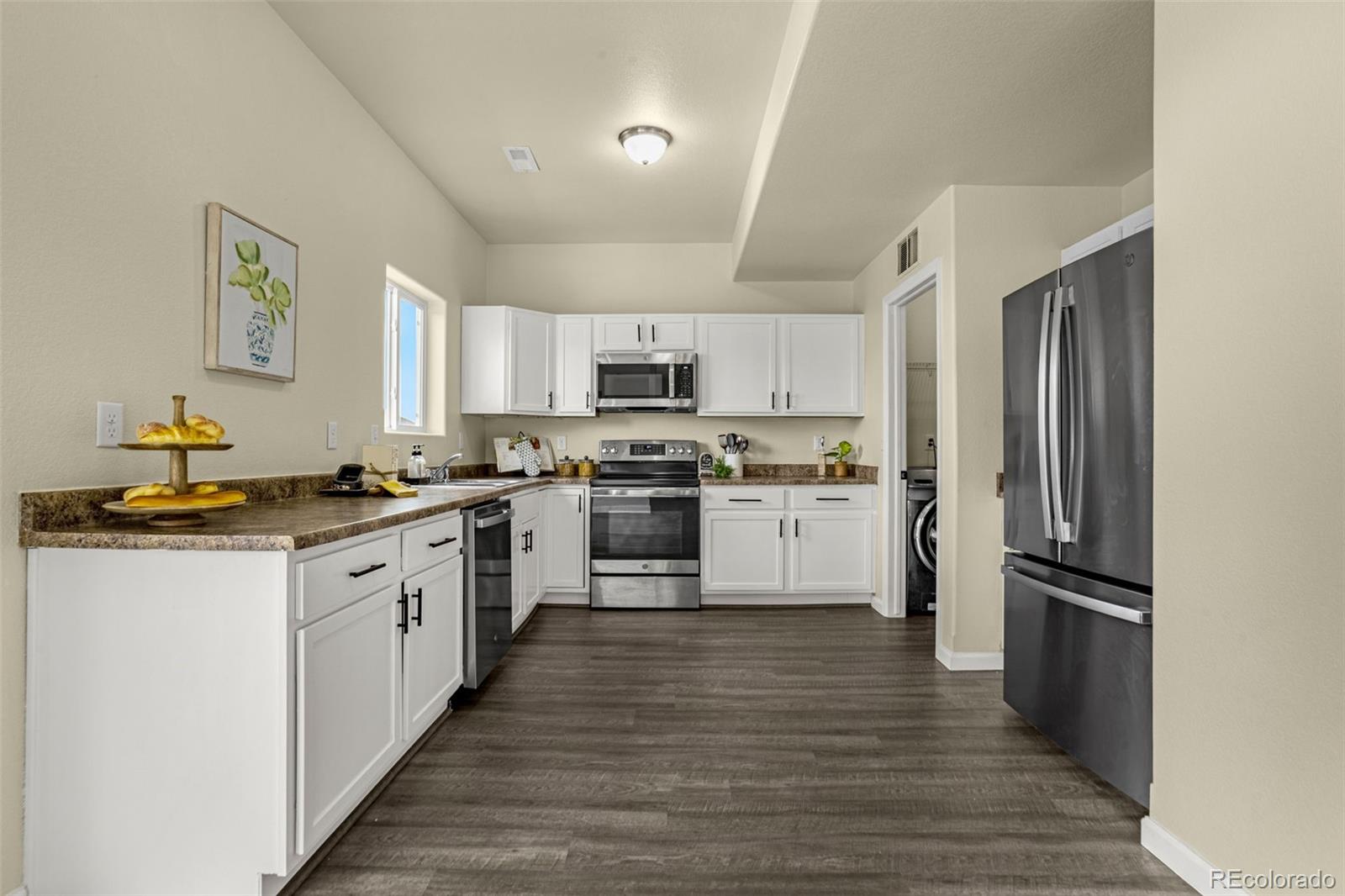 MLS Image #7 for 3704  saguaro circle,colorado springs, Colorado
