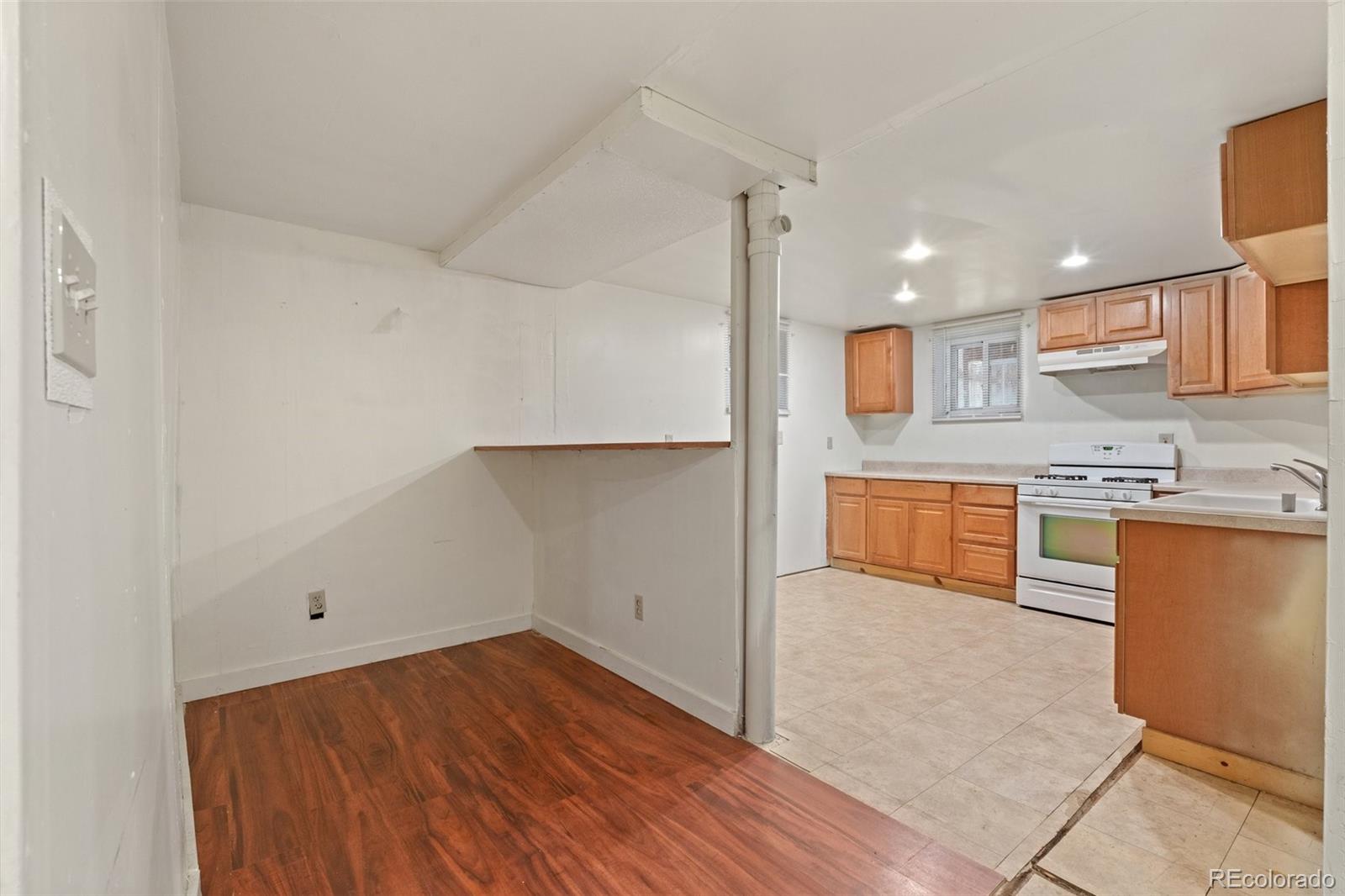 MLS Image #18 for 1561  newton street,denver, Colorado