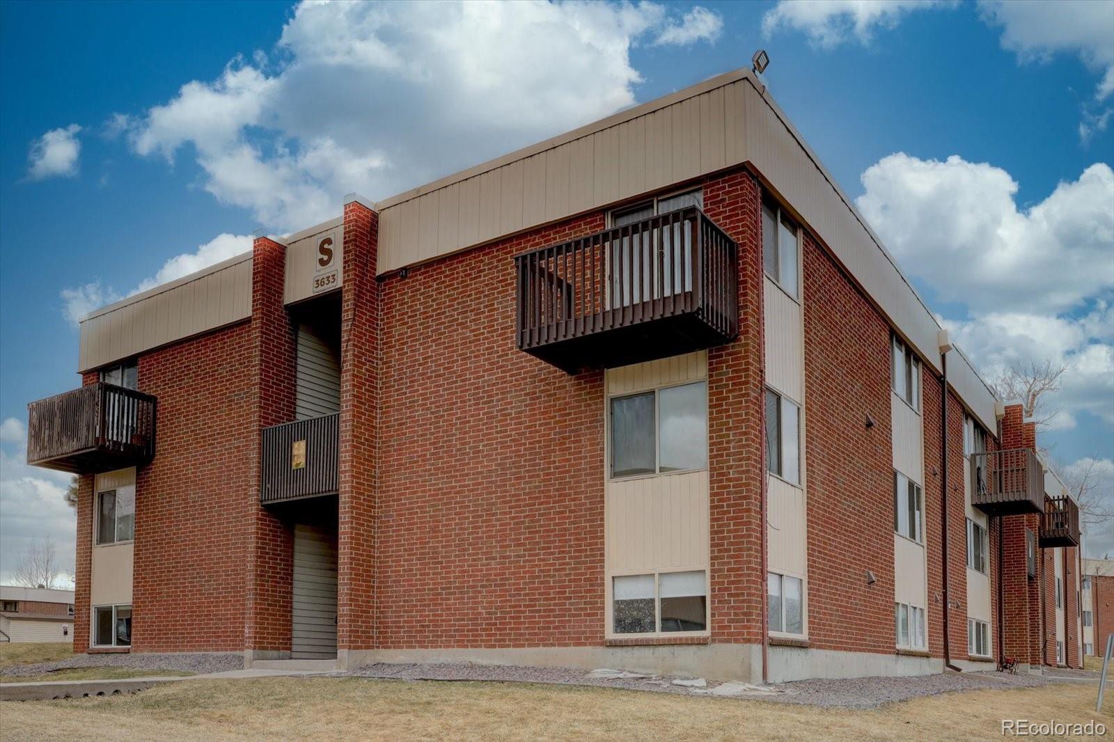 MLS Image #14 for 3633 s sheridan boulevard,denver, Colorado