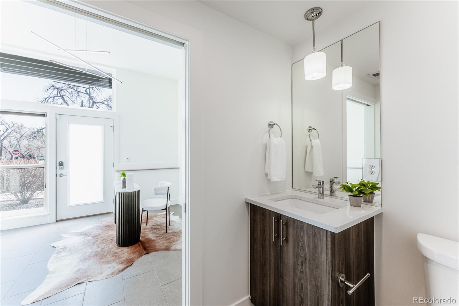 MLS Image #36 for 2061 n york street,denver, Colorado