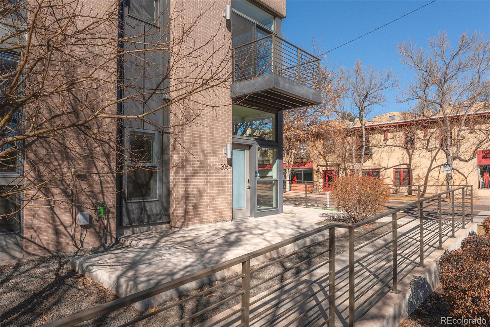 MLS Image #40 for 2061 n york street,denver, Colorado