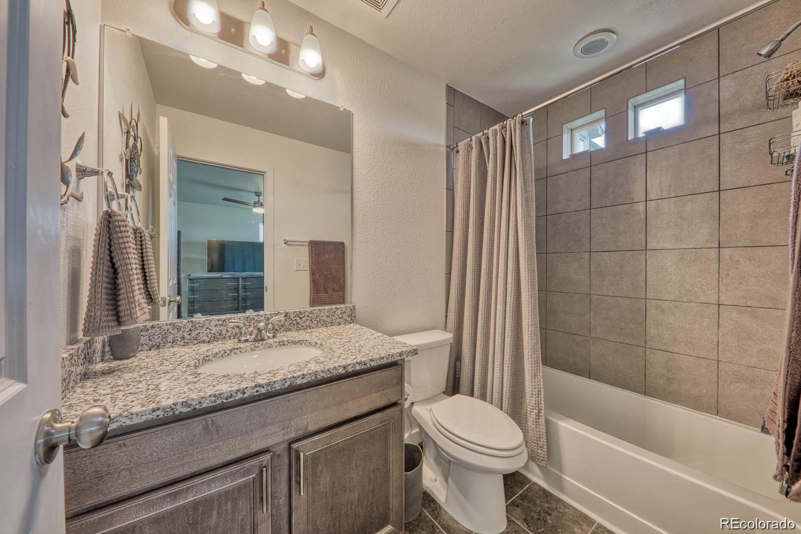 MLS Image #10 for 17910 e 54th avenue,denver, Colorado