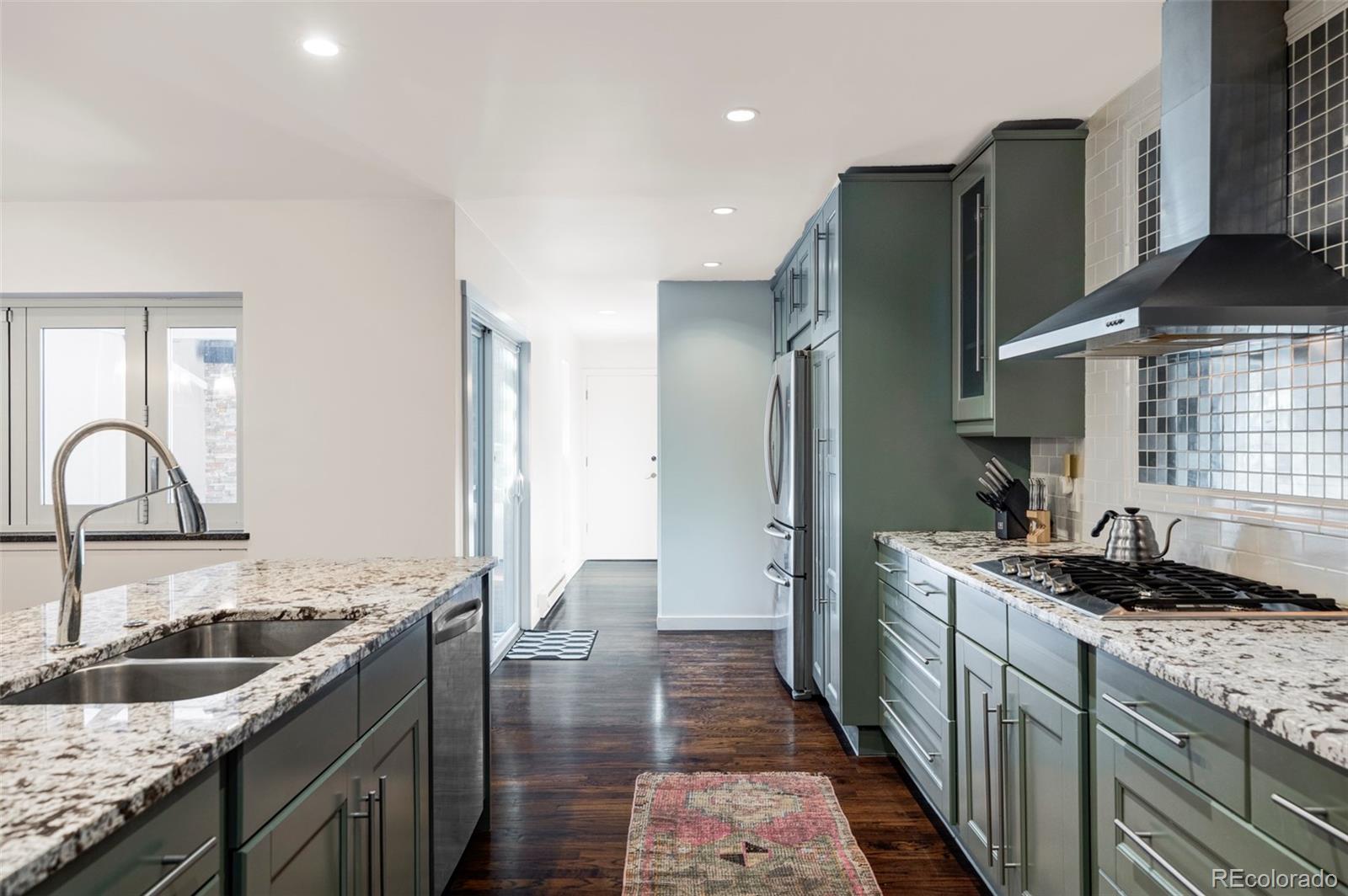 MLS Image #8 for 221  adams street,denver, Colorado