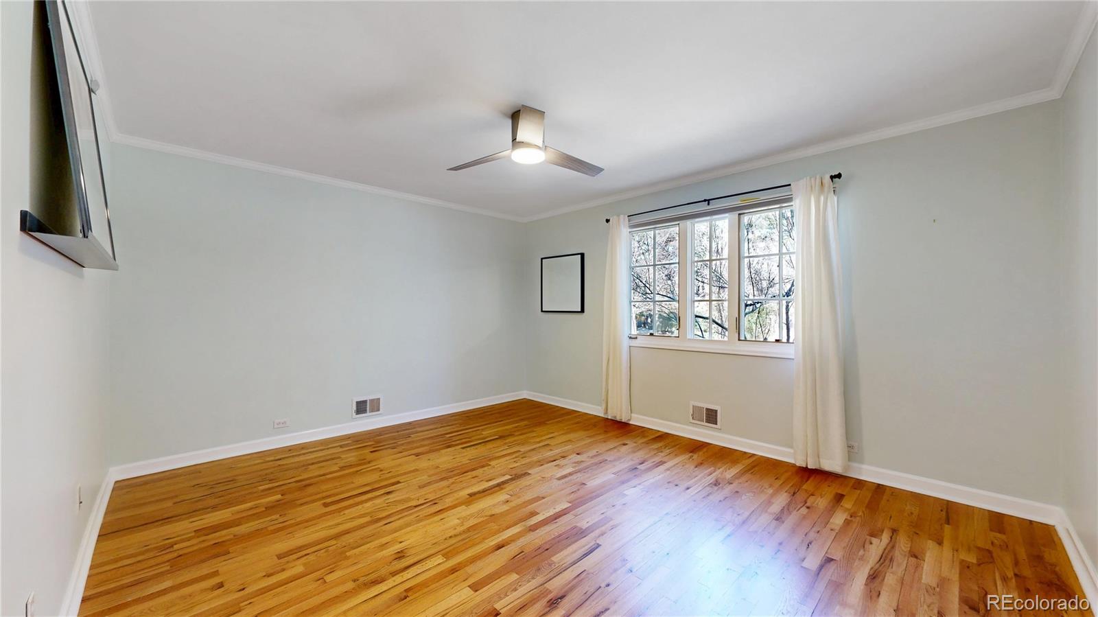 MLS Image #35 for 2901 e floyd drive,denver, Colorado