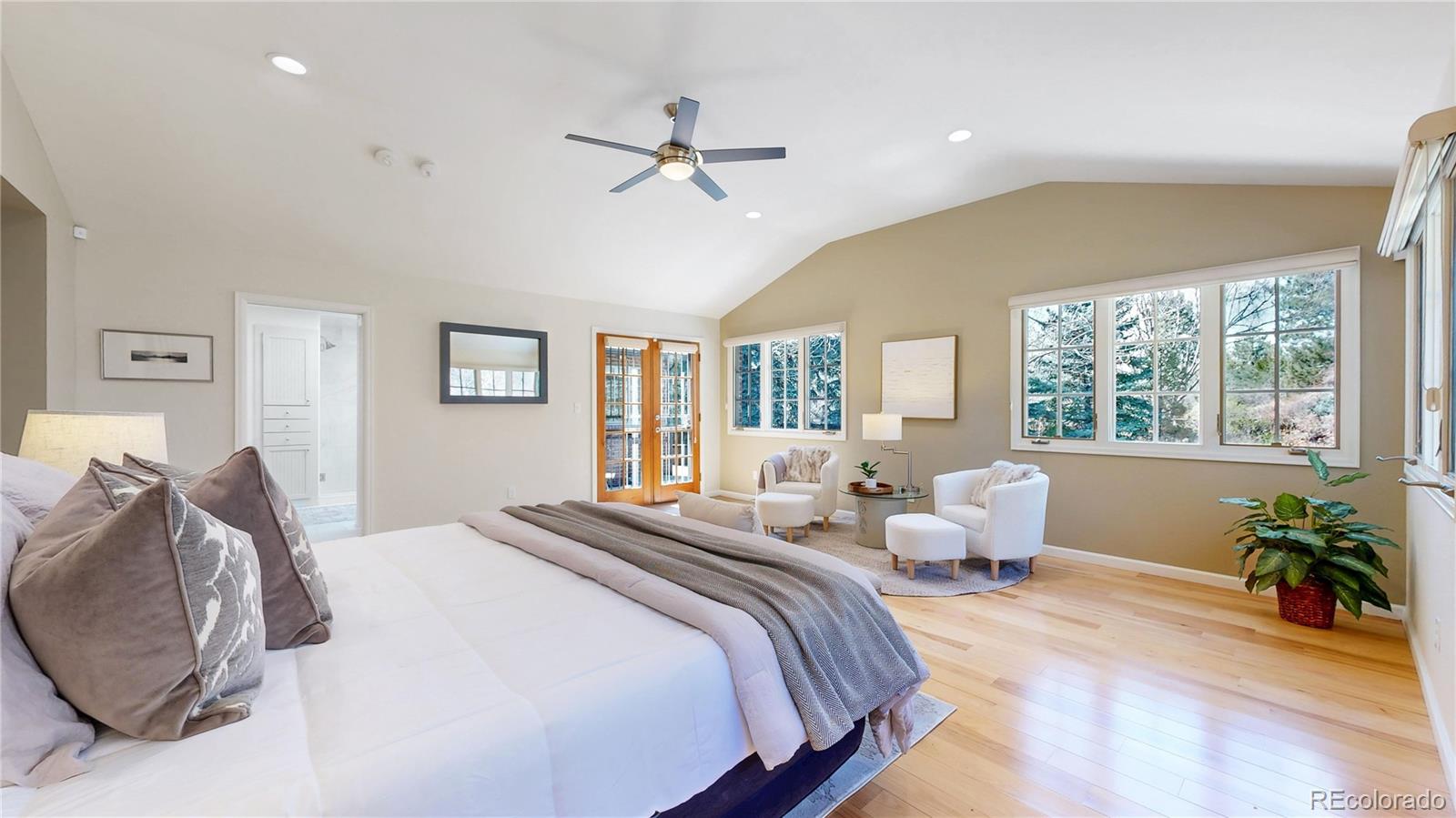 MLS Image #40 for 2901 e floyd drive,denver, Colorado