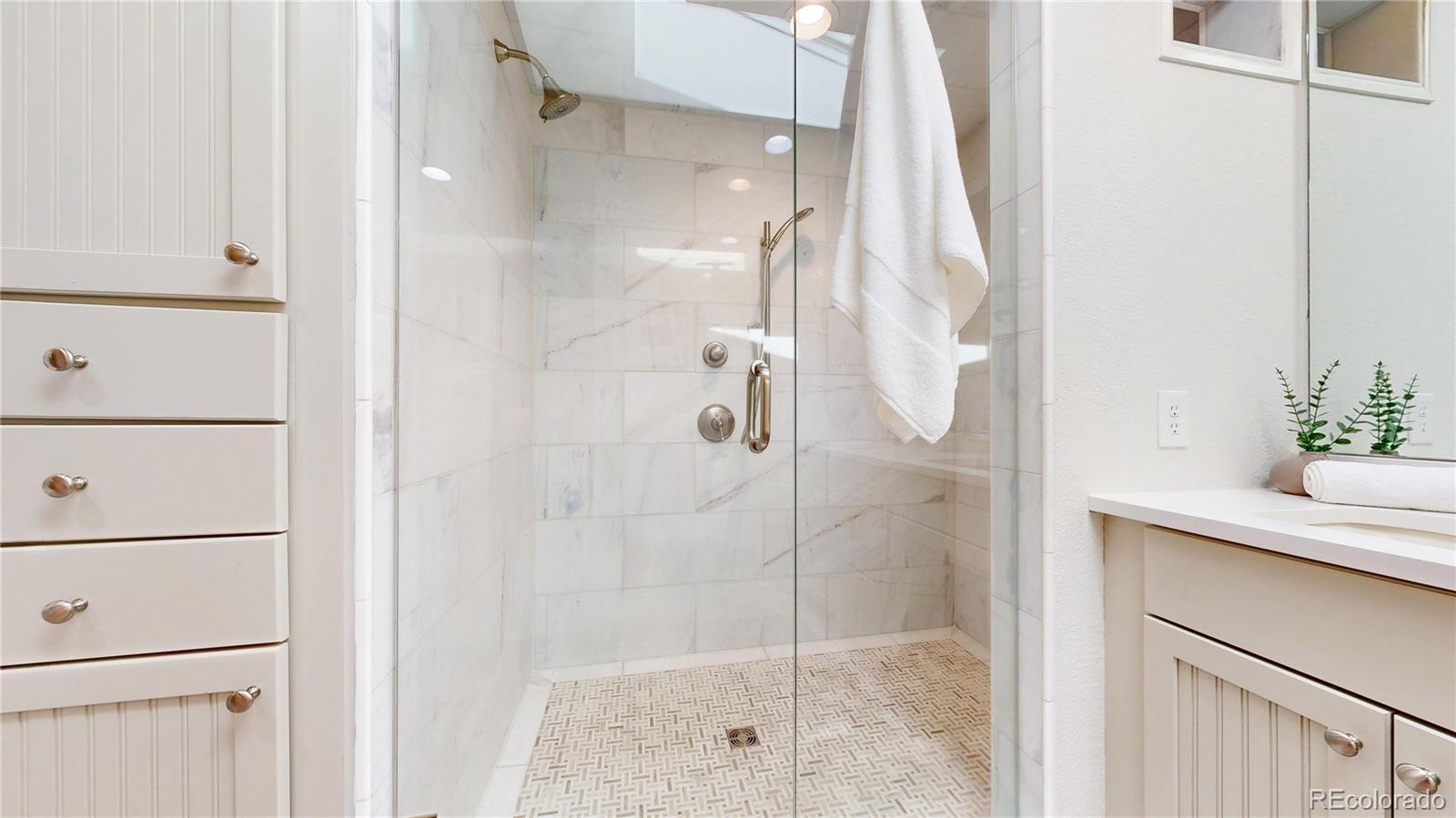 MLS Image #43 for 2901 e floyd drive,denver, Colorado