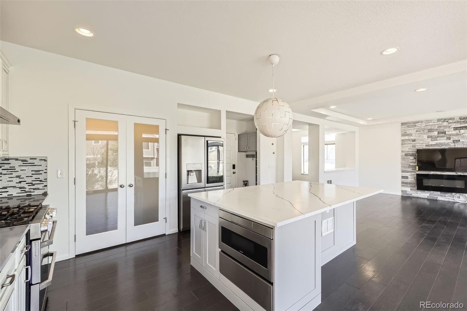 MLS Image #11 for 18263 e 52nd avenue,denver, Colorado