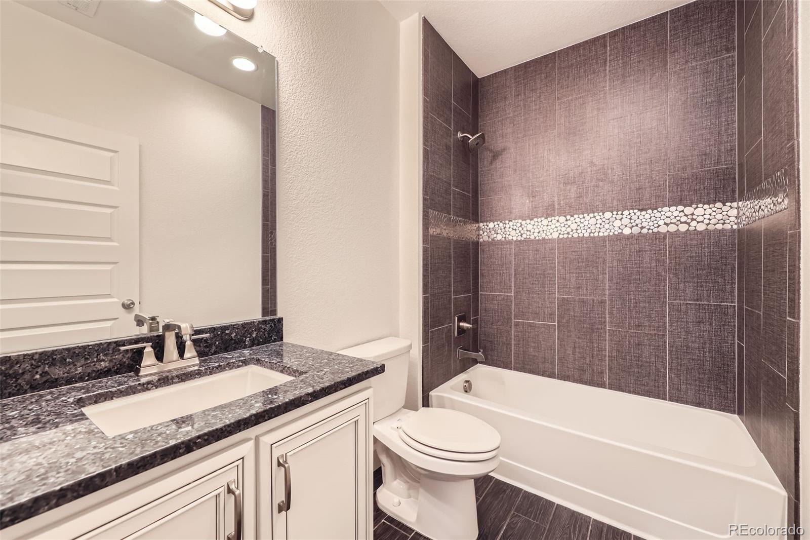 MLS Image #24 for 18263 e 52nd avenue,denver, Colorado