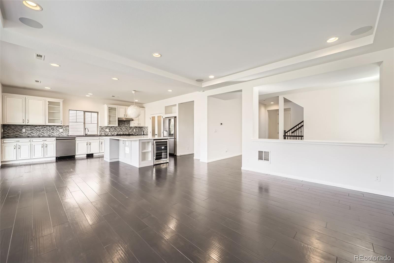 MLS Image #5 for 18263 e 52nd avenue,denver, Colorado