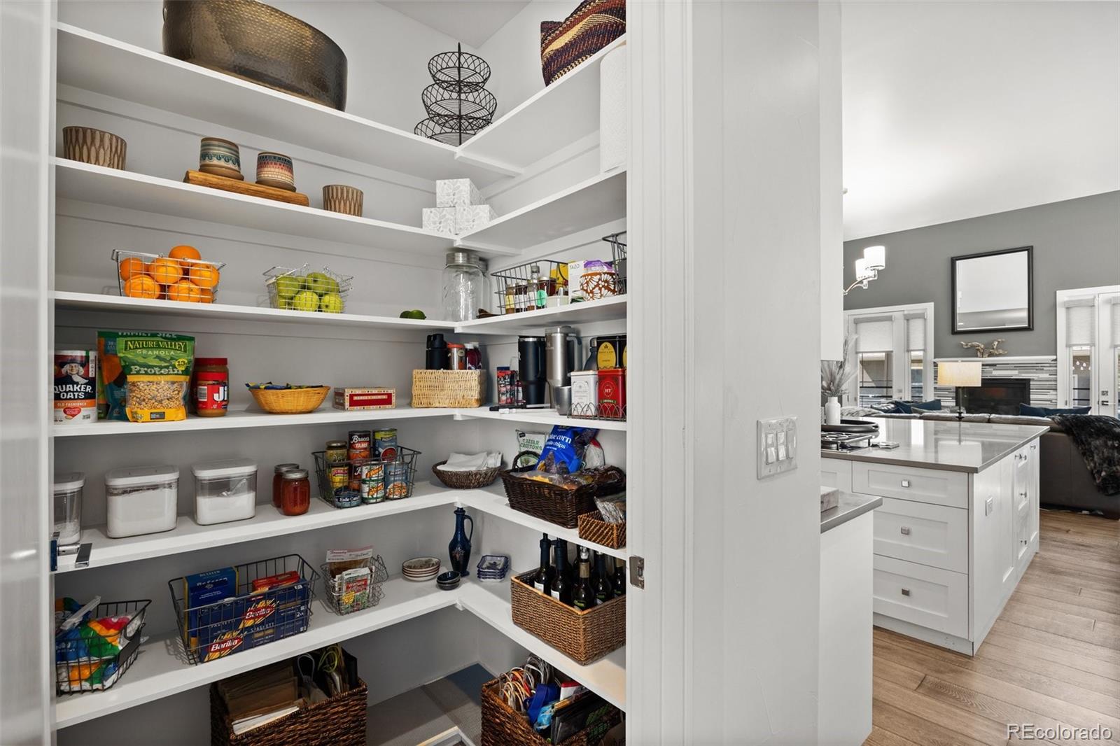 MLS Image #5 for 3201 s emerson street,englewood, Colorado