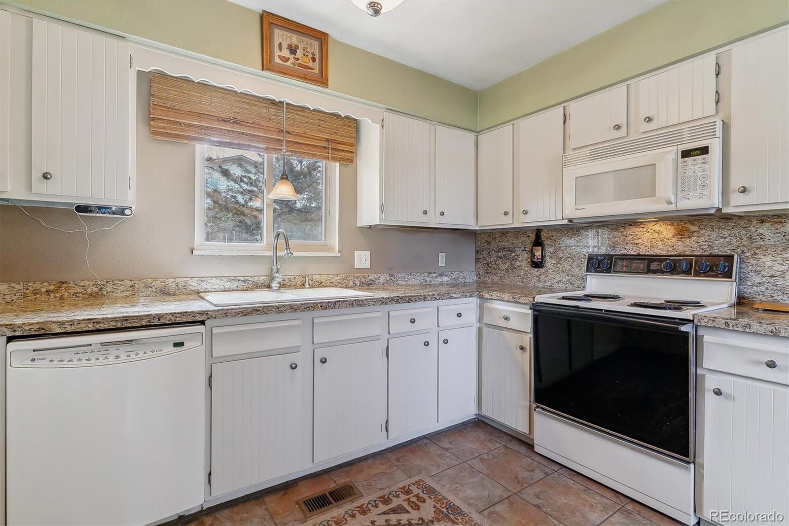 MLS Image #6 for 12014 e mexico avenue,aurora, Colorado