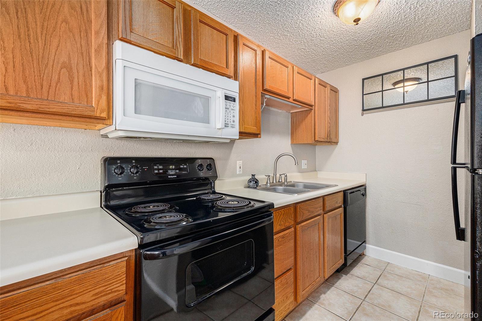 MLS Image #4 for 857 s van gordon court,lakewood, Colorado