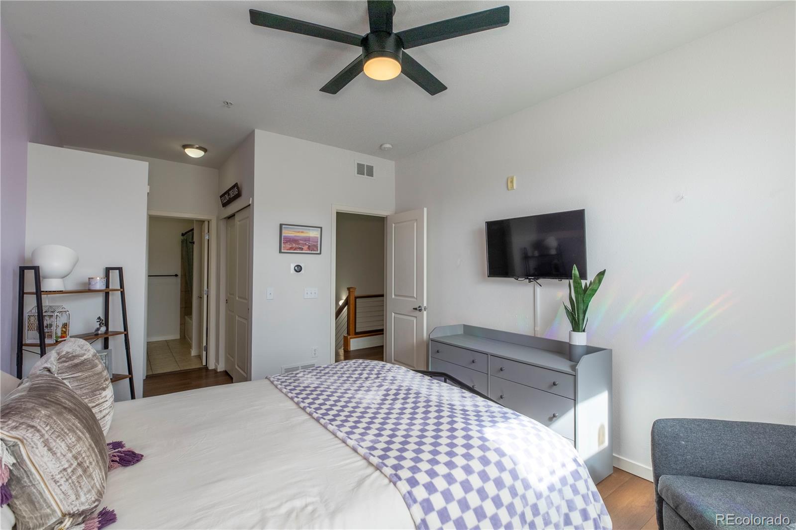 MLS Image #10 for 4100  albion street,denver, Colorado