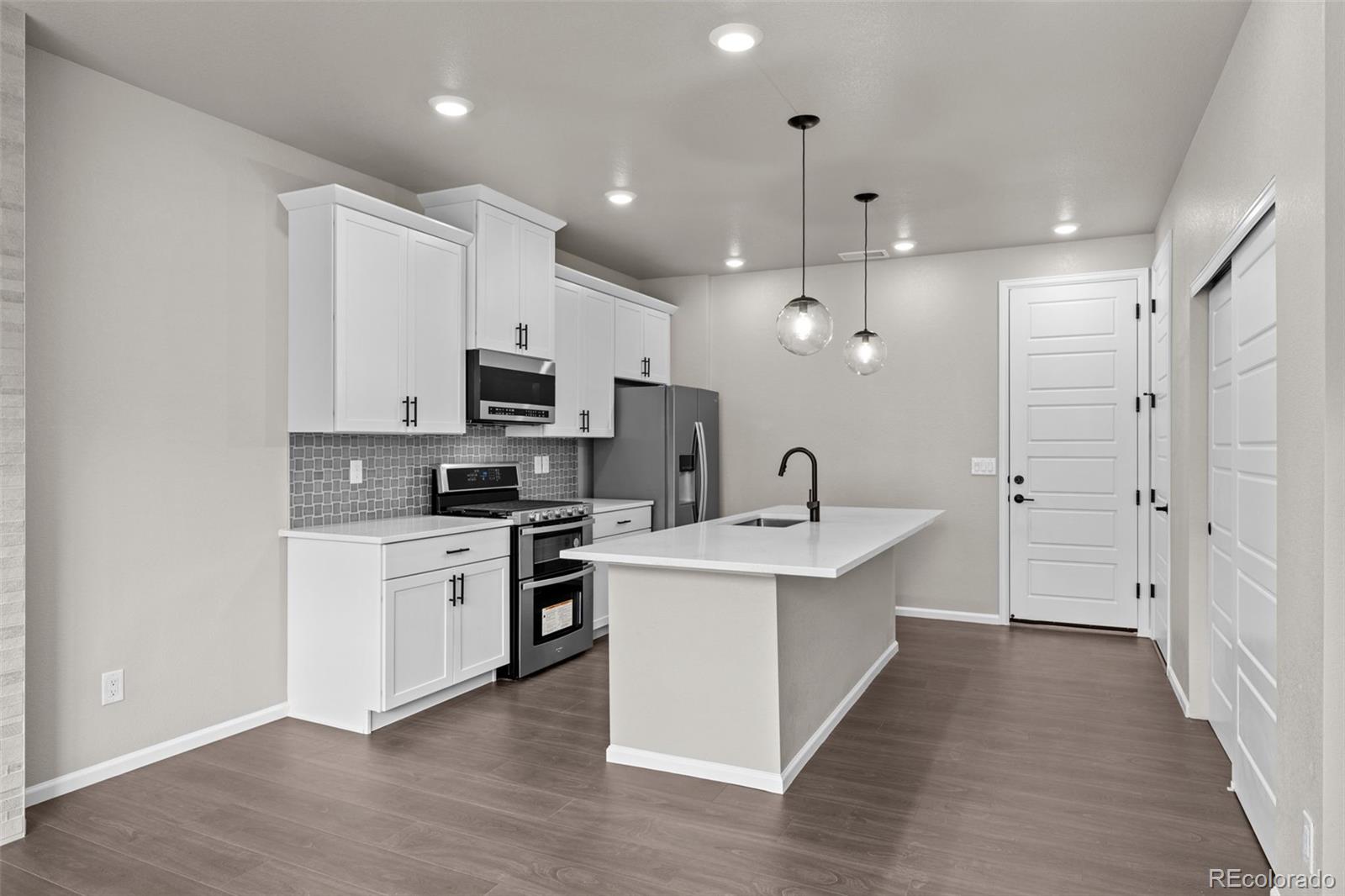 MLS Image #11 for 9468 w 58th lane,arvada, Colorado