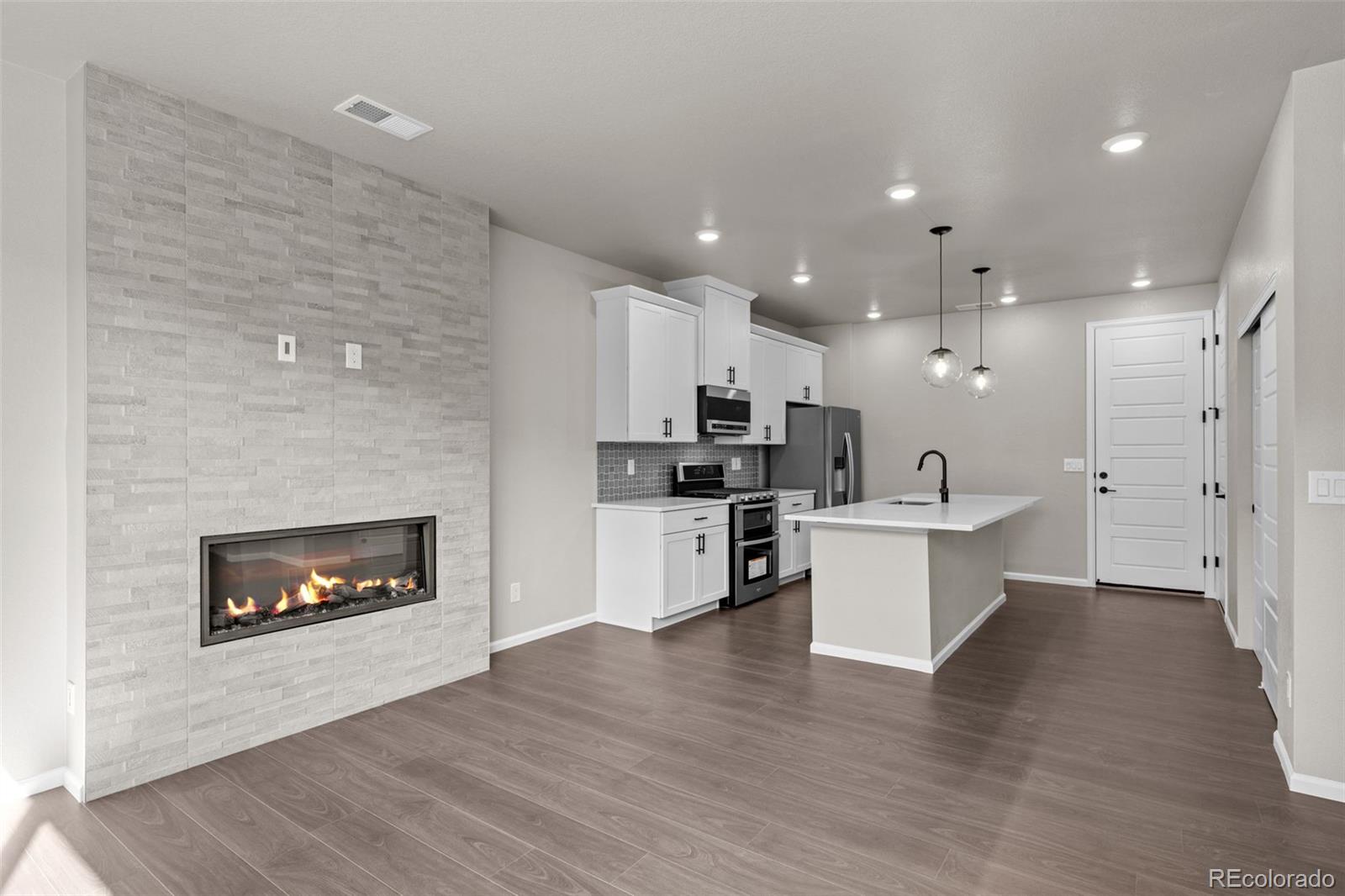 MLS Image #7 for 9468 w 58th lane,arvada, Colorado