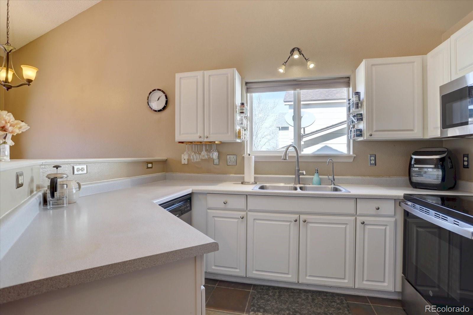 MLS Image #7 for 9659  autumnwood place,highlands ranch, Colorado