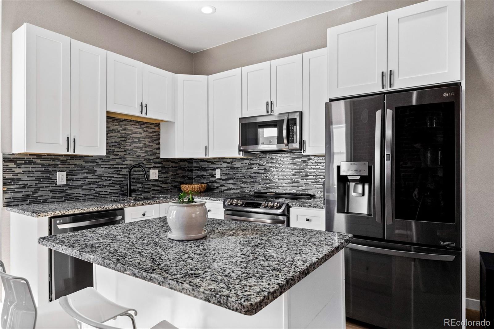 MLS Image #3 for 2508  kensing court ,denver, Colorado