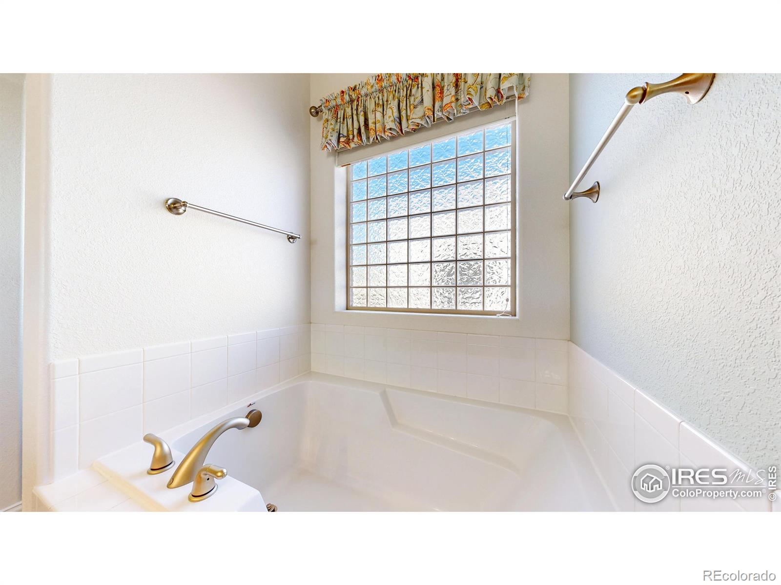 MLS Image #15 for 2238  calais drive,longmont, Colorado