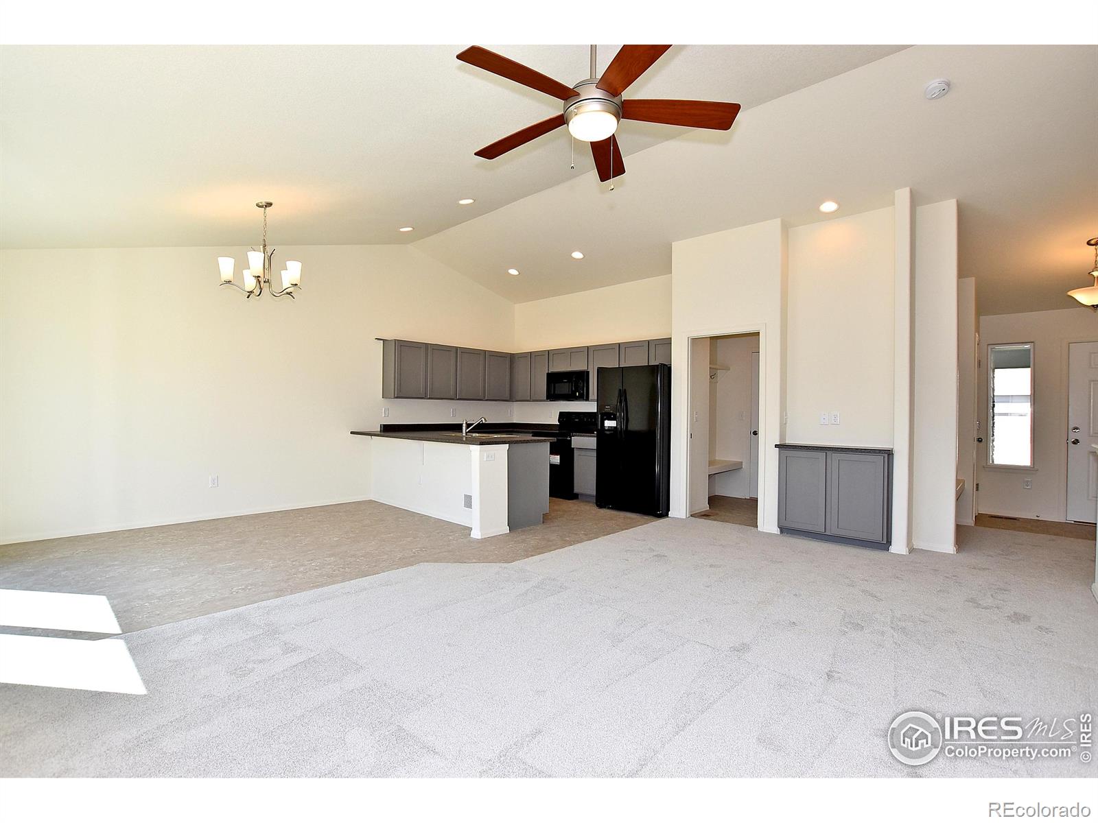 MLS Image #12 for 2402  oakhurst road,johnstown, Colorado