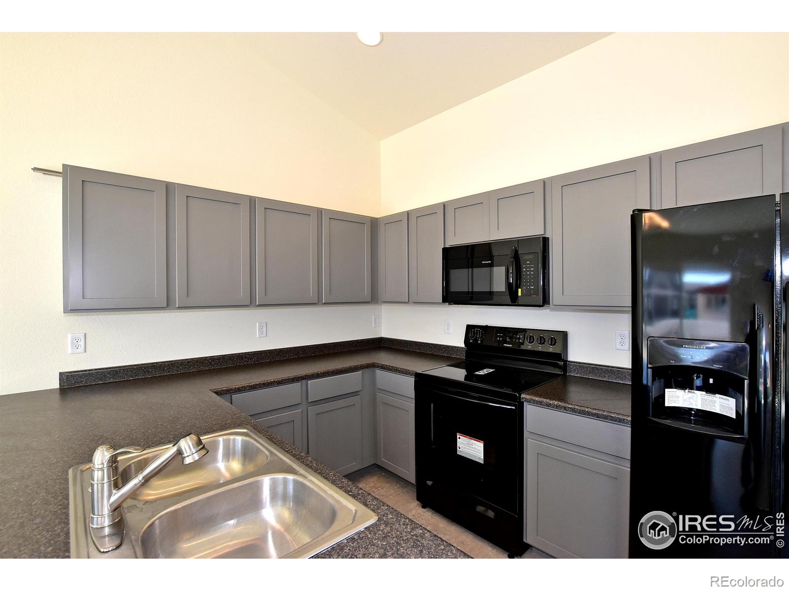 MLS Image #23 for 2402  oakhurst road,johnstown, Colorado