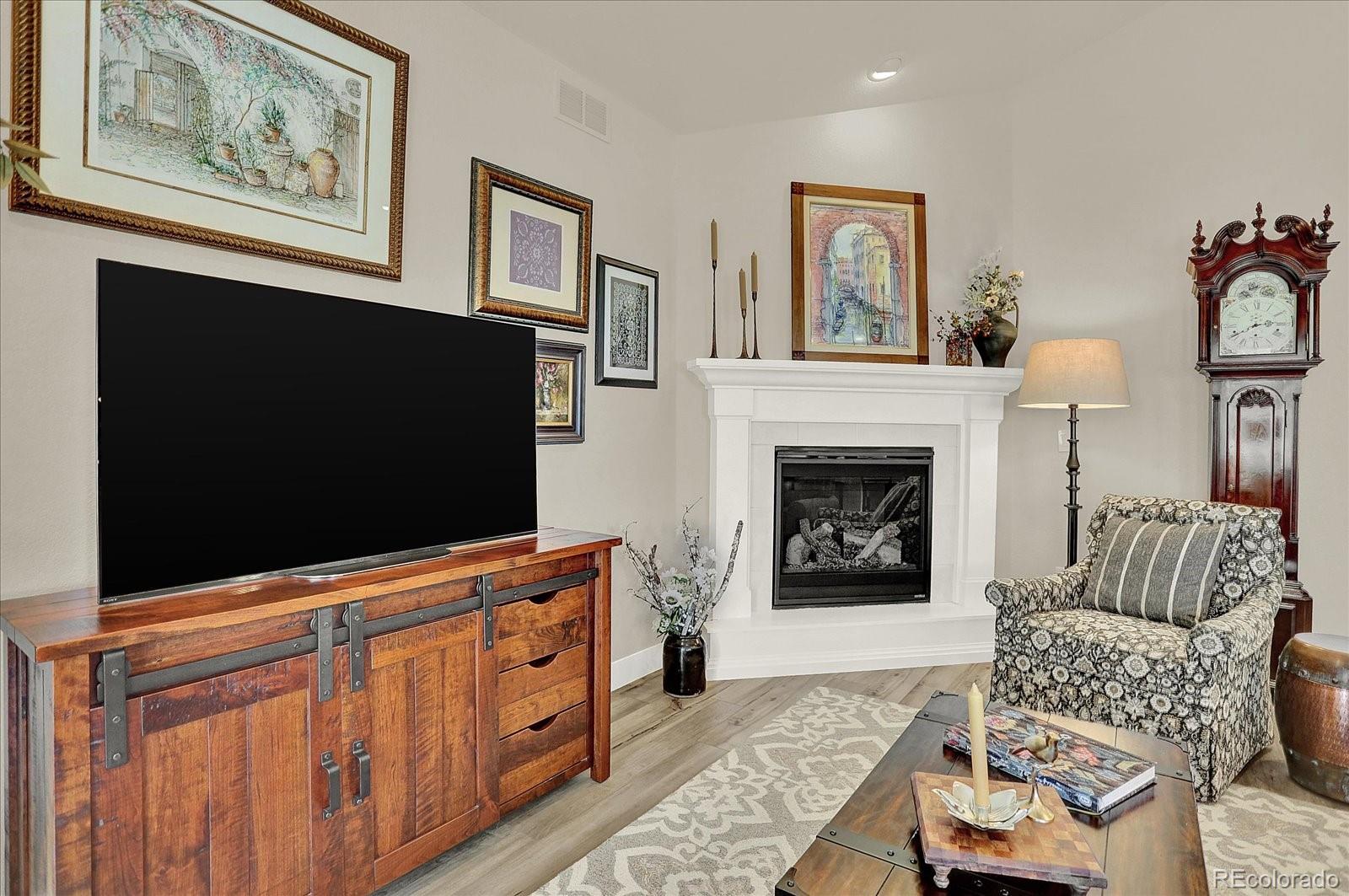 MLS Image #2 for 1982  peralta loop,castle rock, Colorado