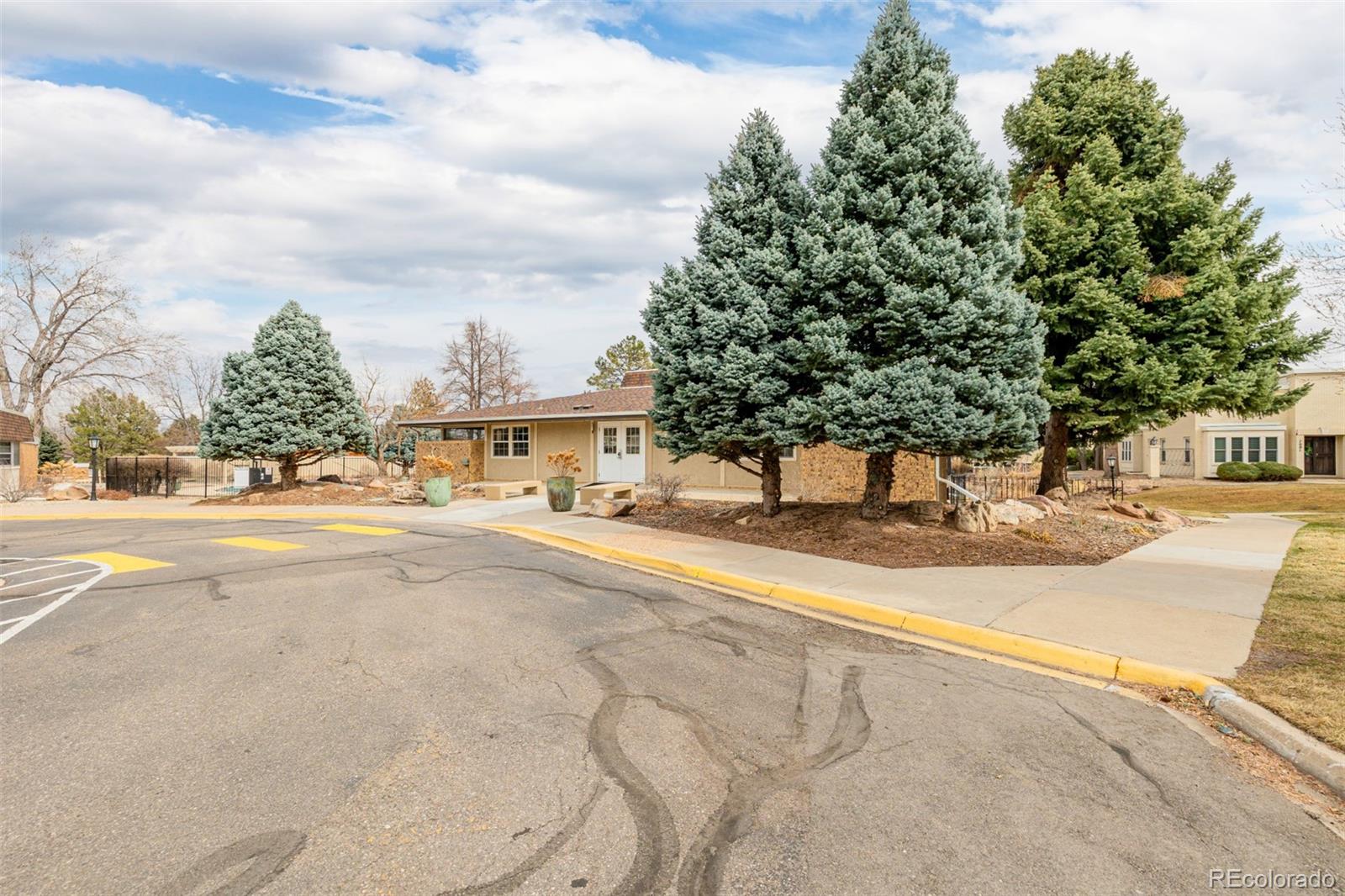 MLS Image #48 for 3222 s oneida way,denver, Colorado