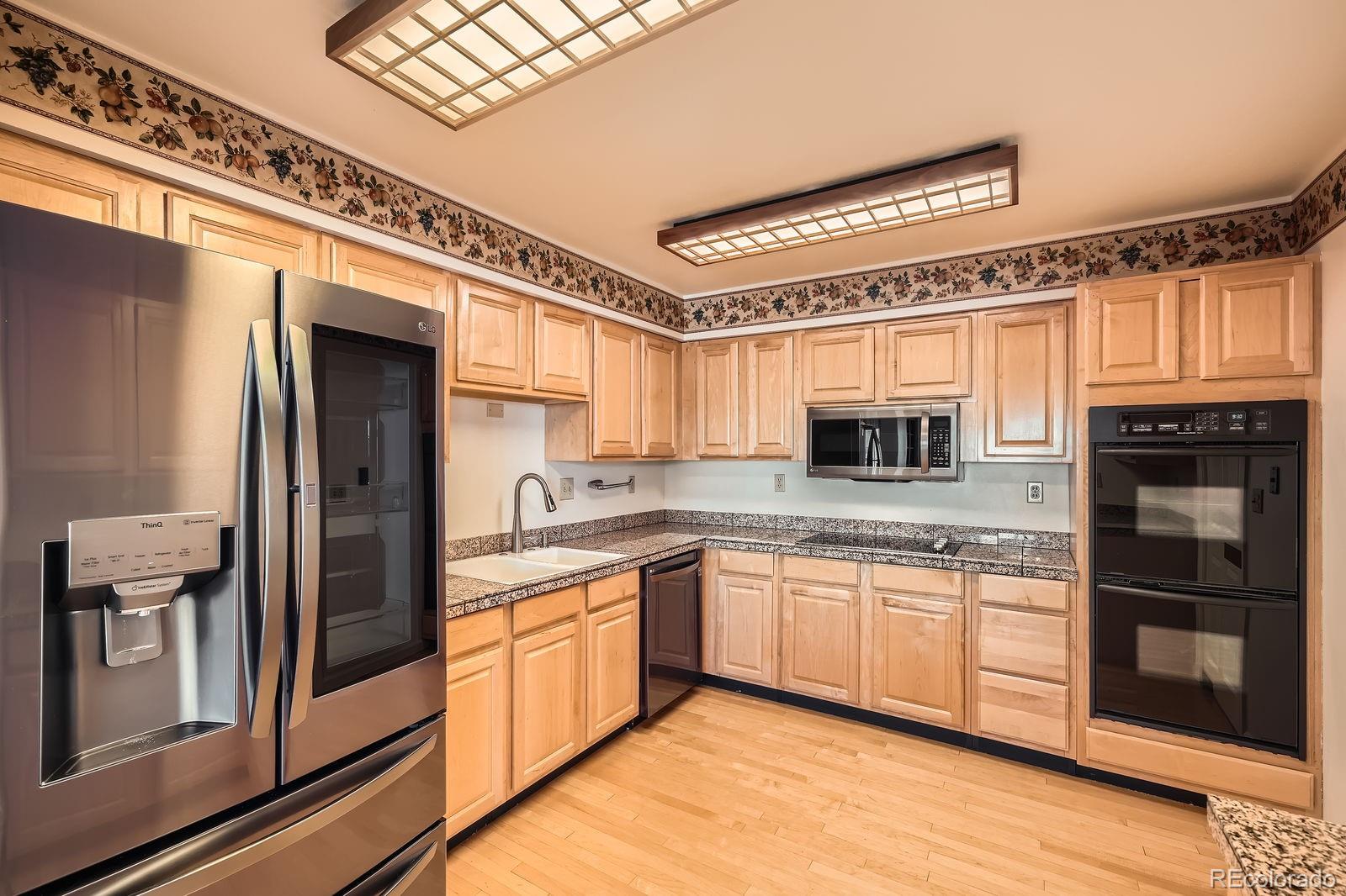 MLS Image #7 for 1551  larimer street,denver, Colorado