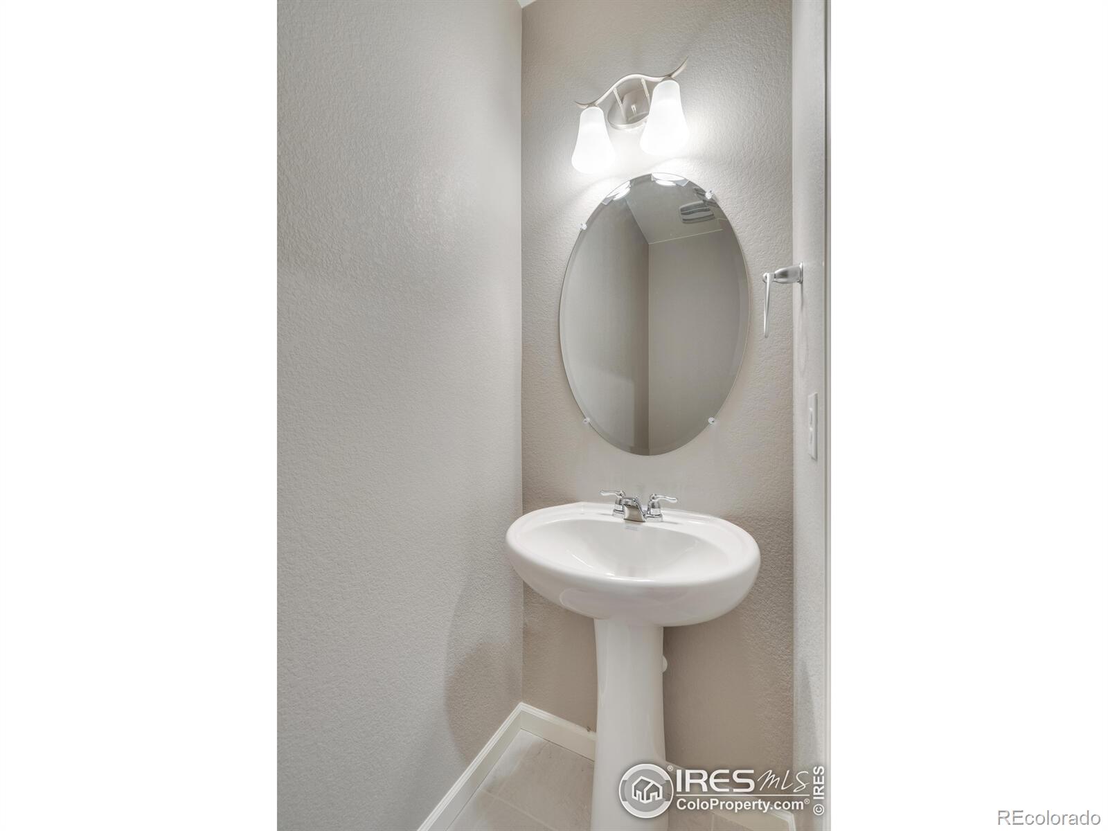 MLS Image #11 for 1854  westport avenue,berthoud, Colorado