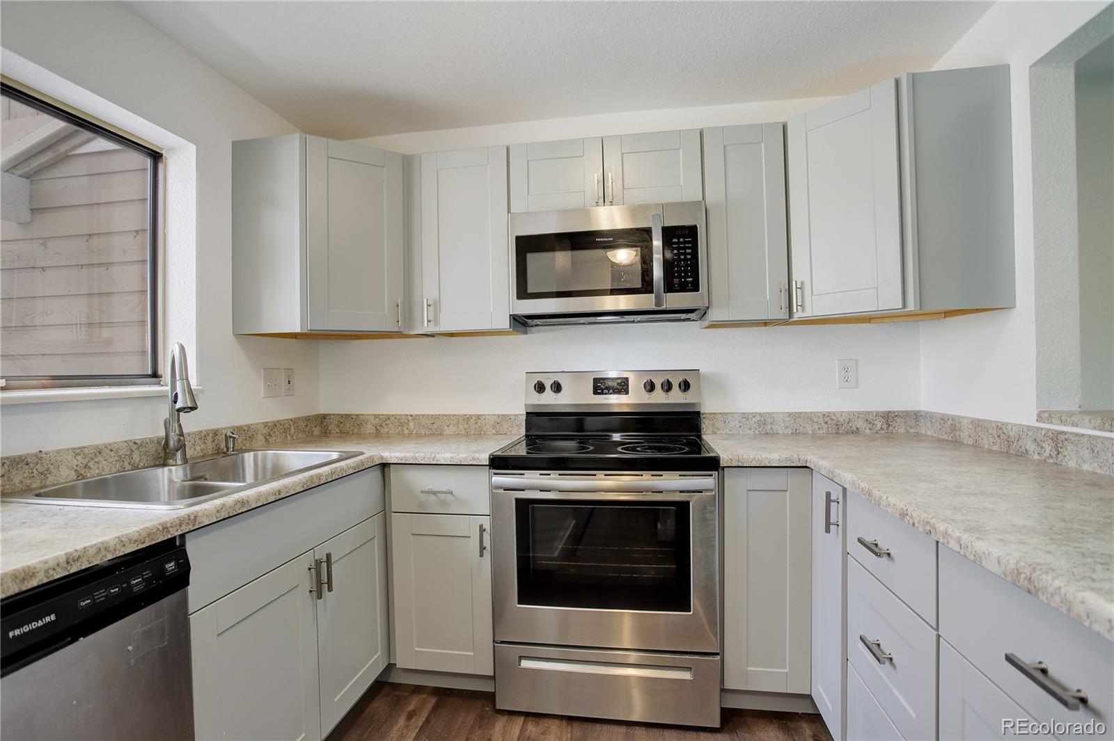 CMA Image for 9105  Oberon Road,Arvada, Colorado