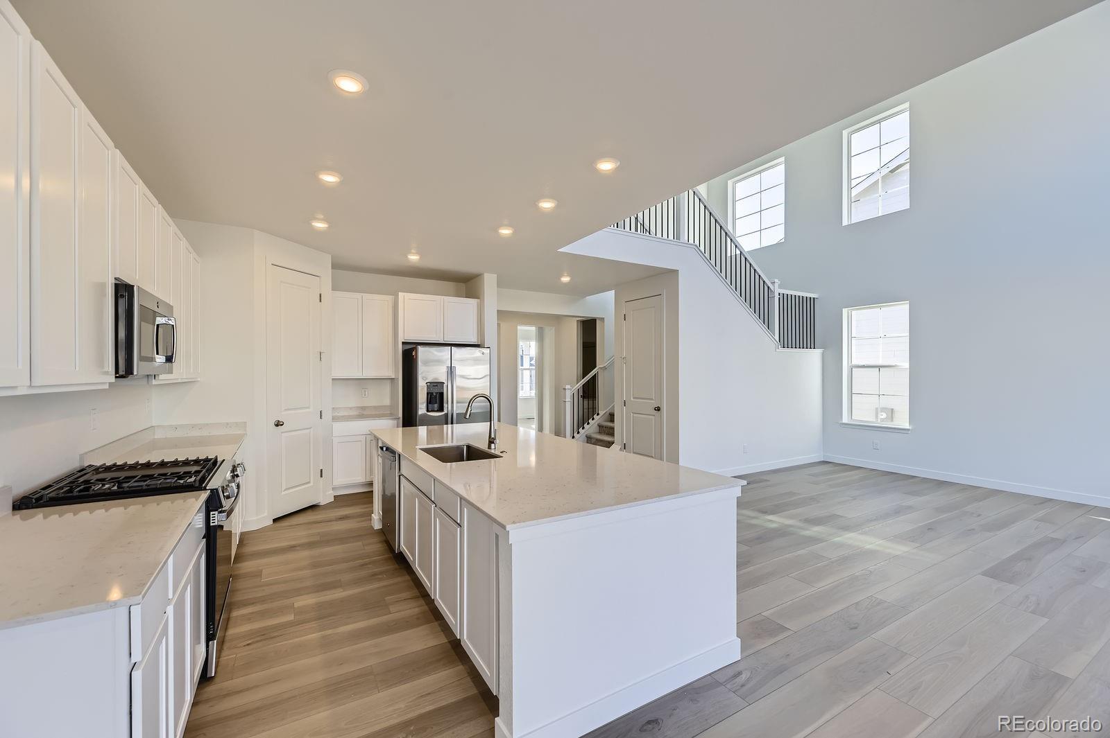 MLS Image #3 for 39887  floyd street,elizabeth, Colorado