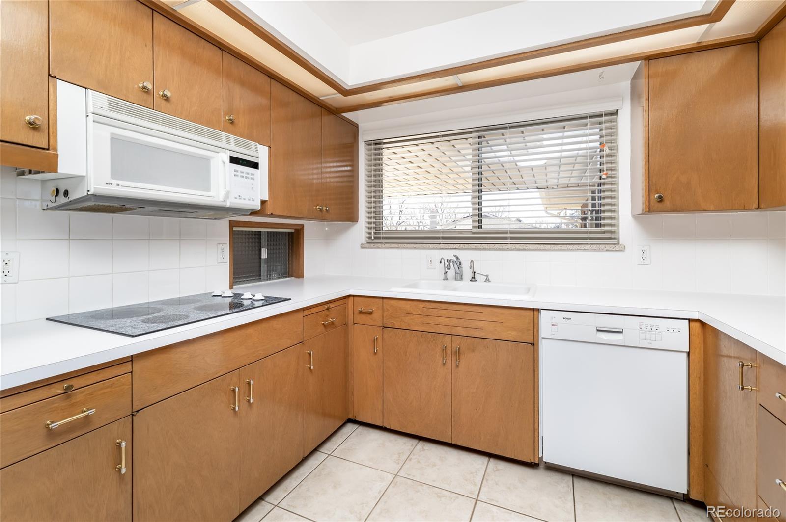 MLS Image #20 for 3580 s dahlia street,denver, Colorado