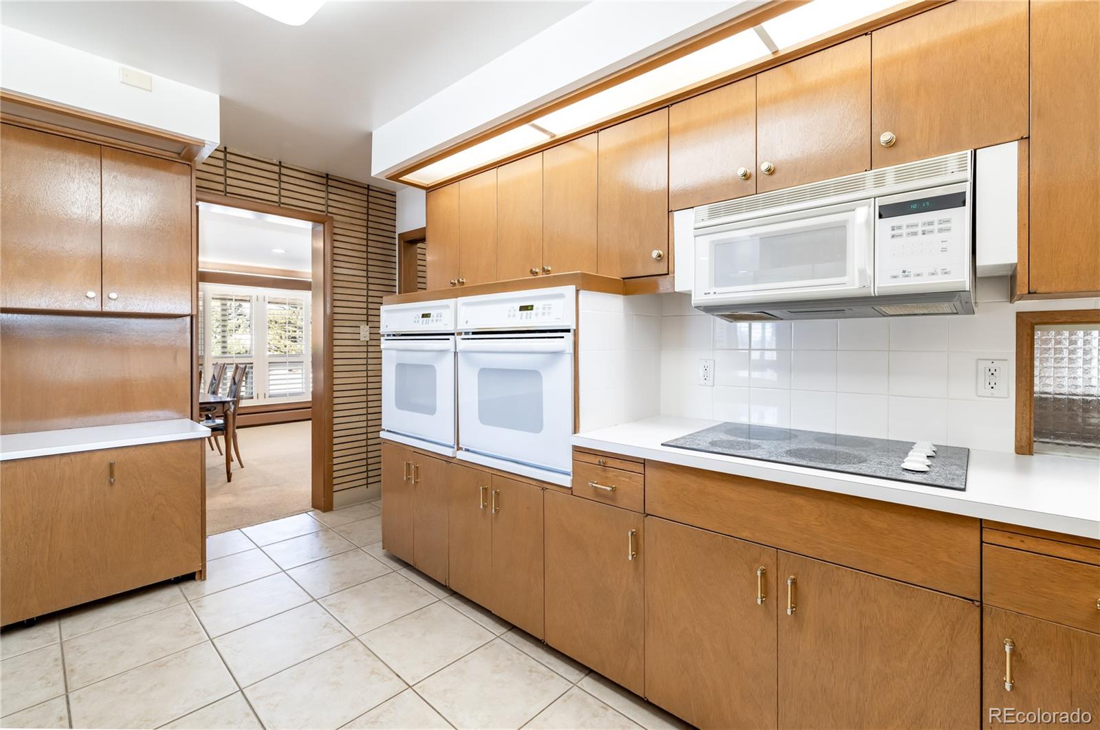MLS Image #21 for 3580 s dahlia street,denver, Colorado