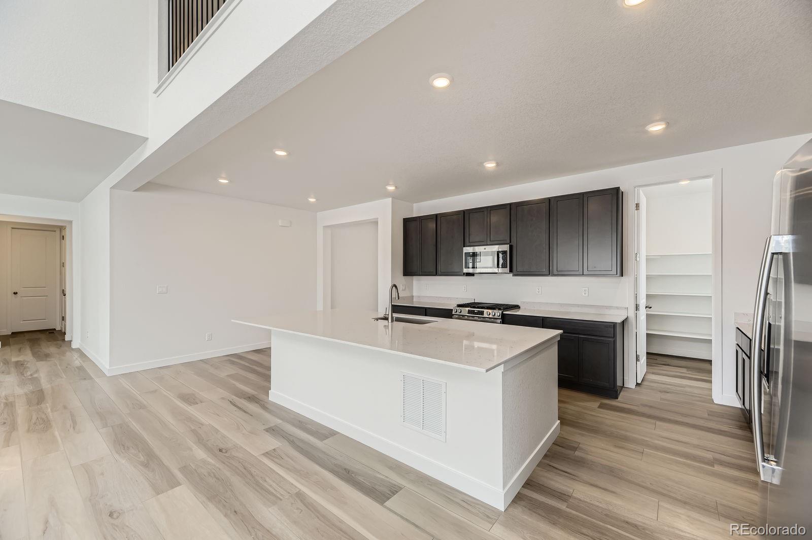 MLS Image #3 for 39877  floyd street,elizabeth, Colorado