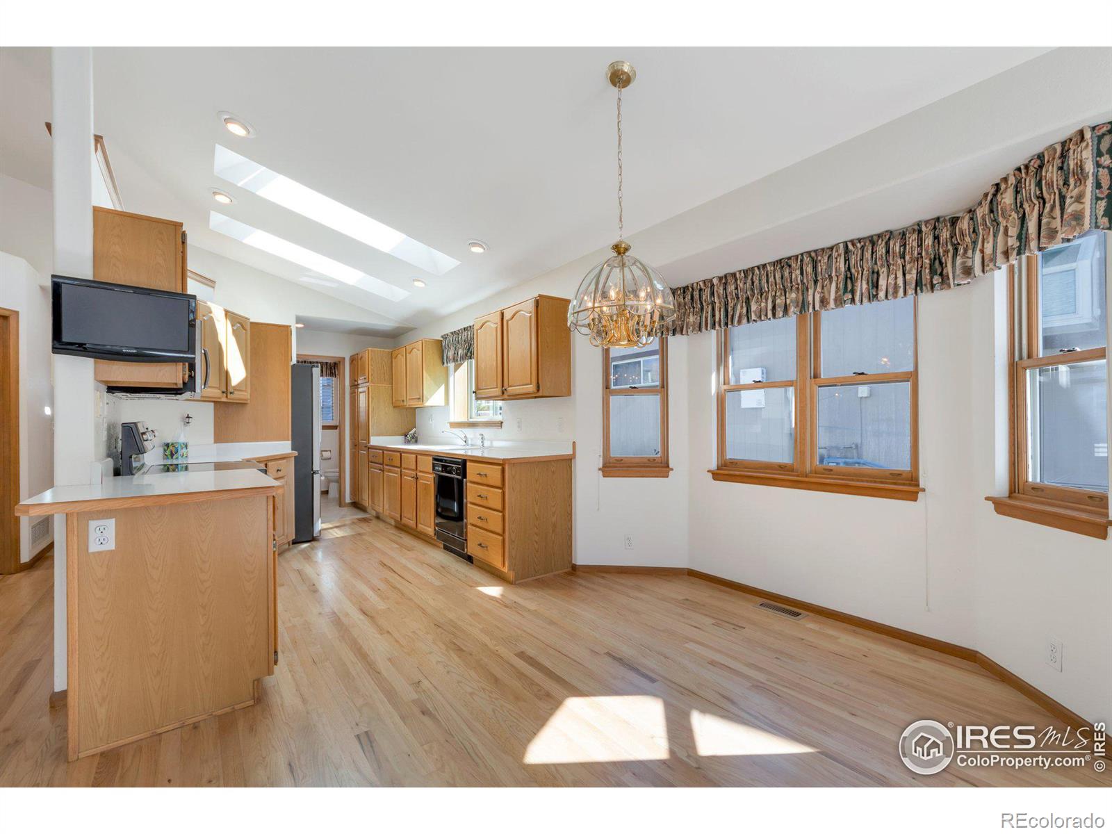 MLS Image #6 for 607  cressman court,golden, Colorado