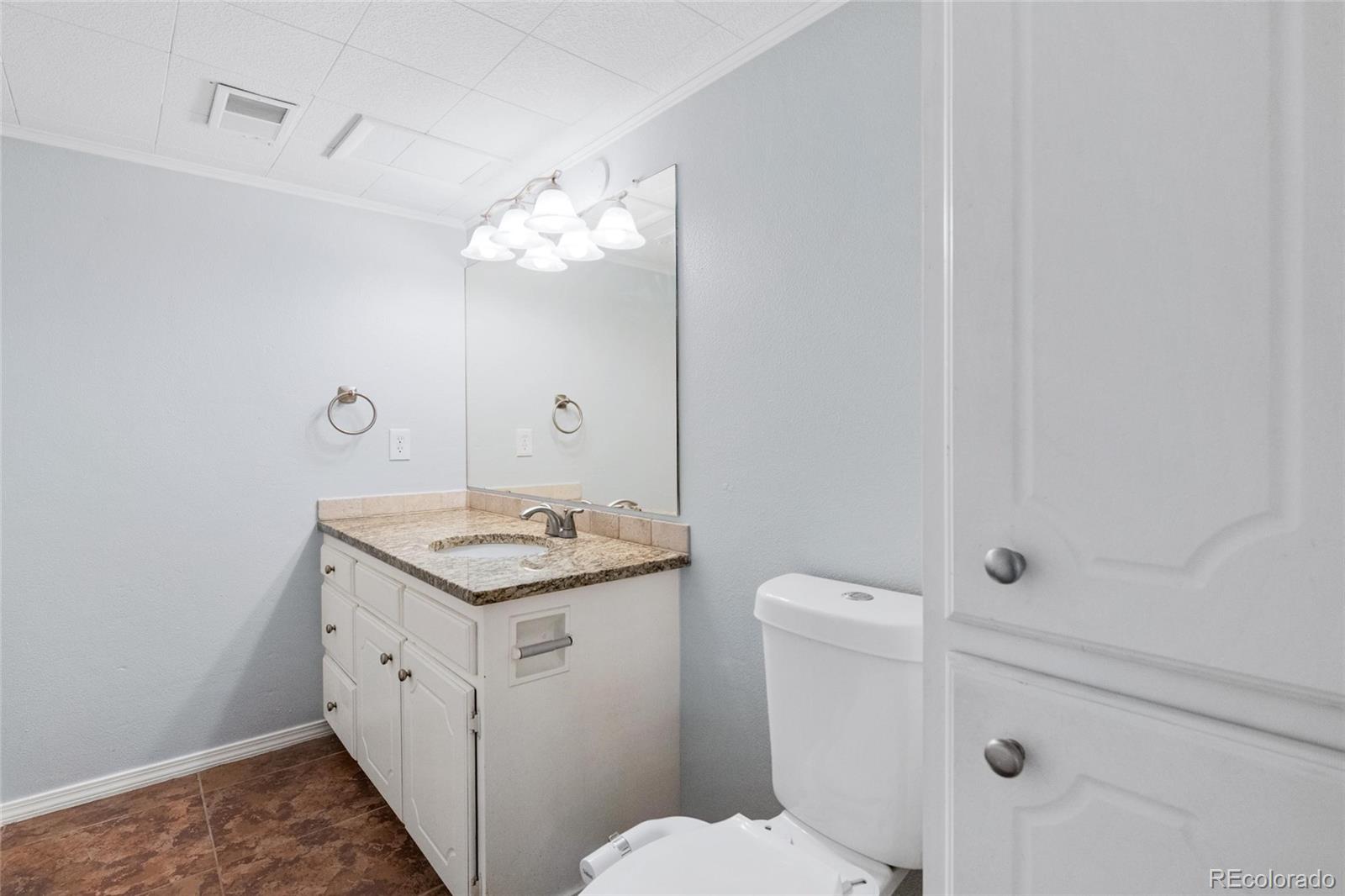 MLS Image #23 for 12378 e cedar circle,aurora, Colorado