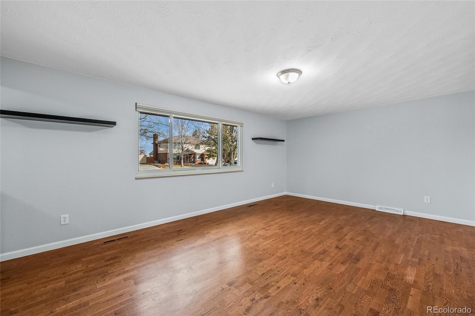 MLS Image #4 for 12378 e cedar circle,aurora, Colorado