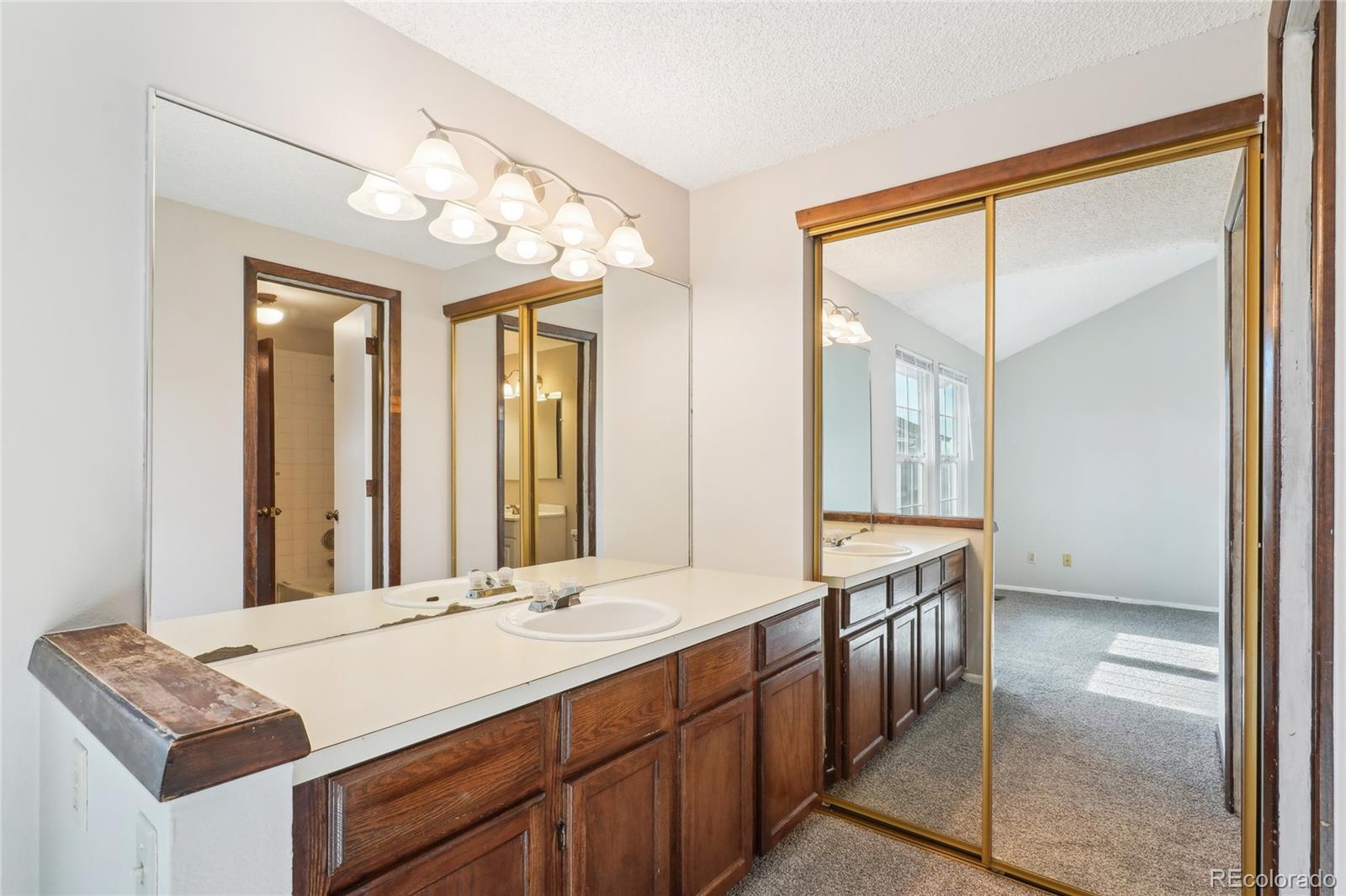 MLS Image #26 for 2062 s helena street,aurora, Colorado