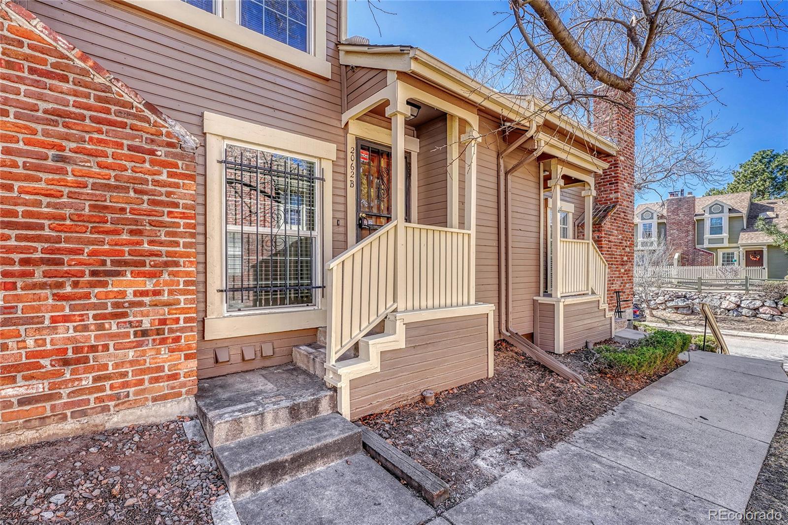 MLS Image #3 for 2062 s helena street,aurora, Colorado