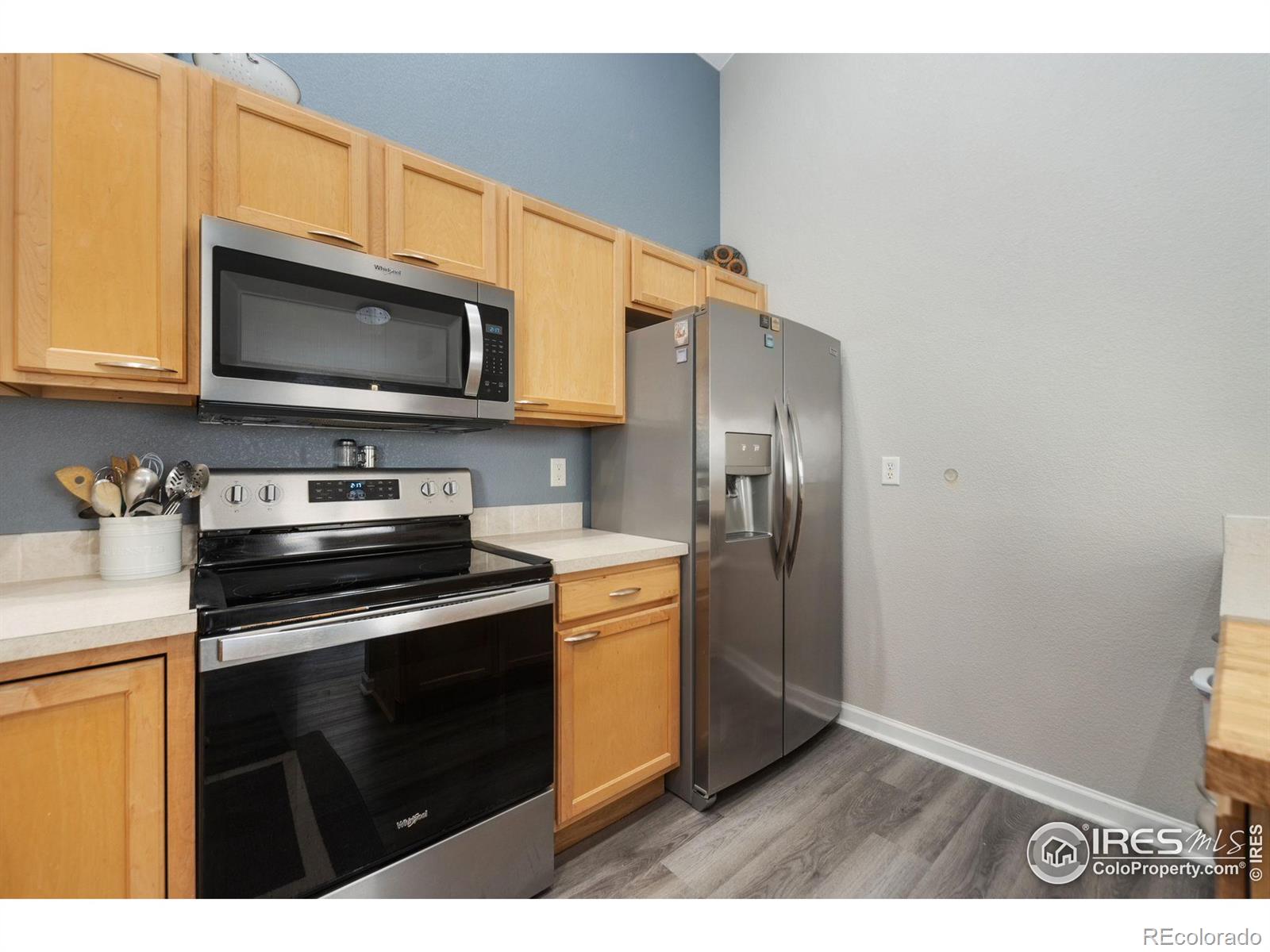 MLS Image #5 for 4056  plum creek drive,loveland, Colorado