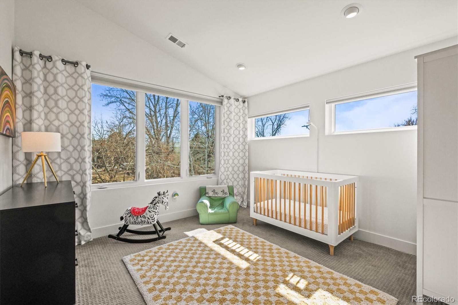 MLS Image #26 for 536 s vine street,denver, Colorado