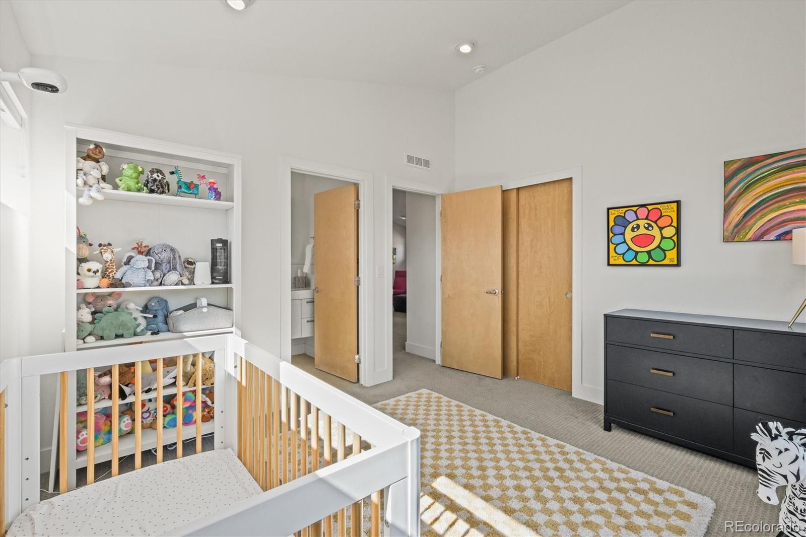 MLS Image #27 for 536 s vine street,denver, Colorado