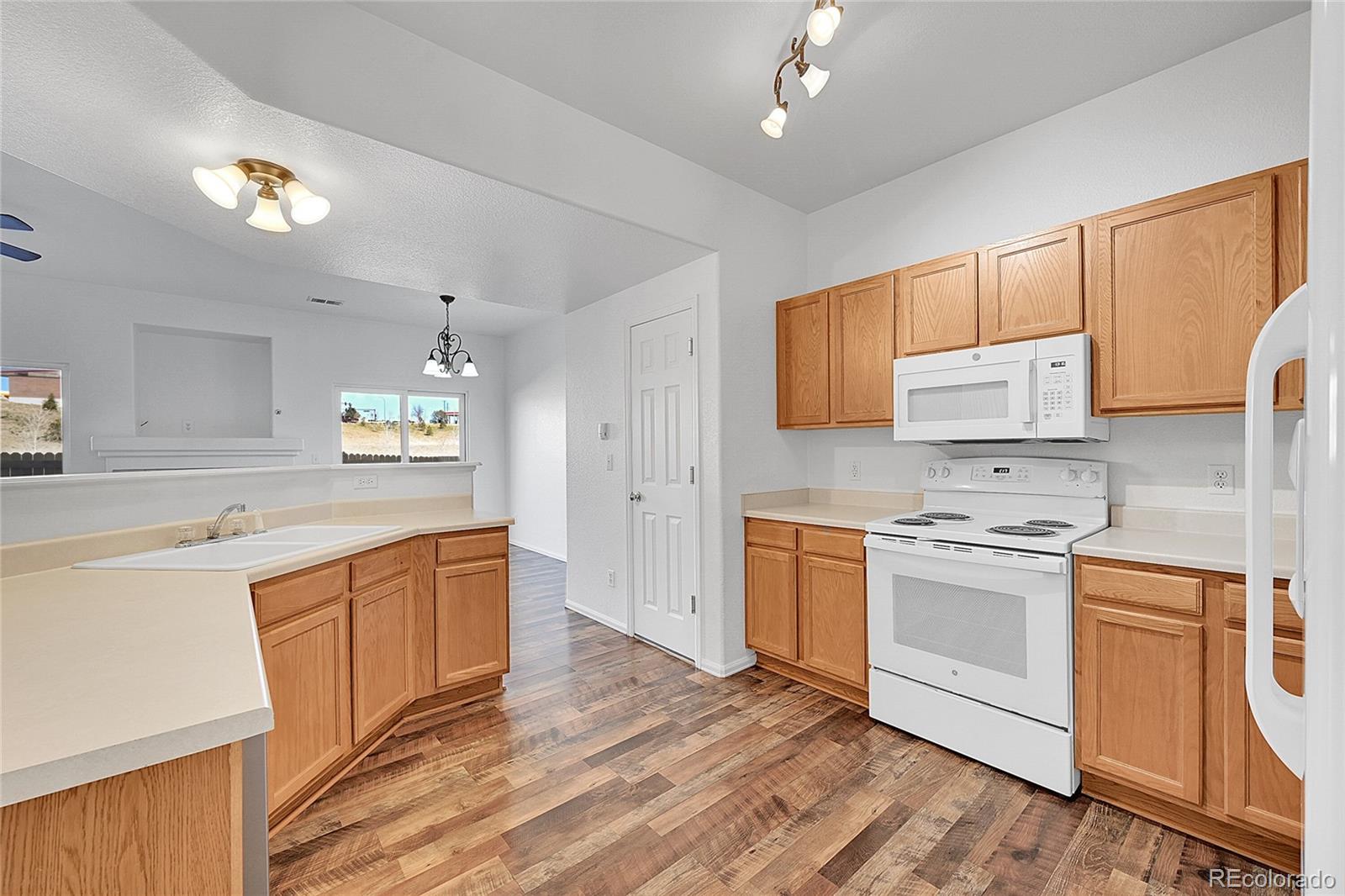 MLS Image #10 for 9126  gale boulevard,thornton, Colorado