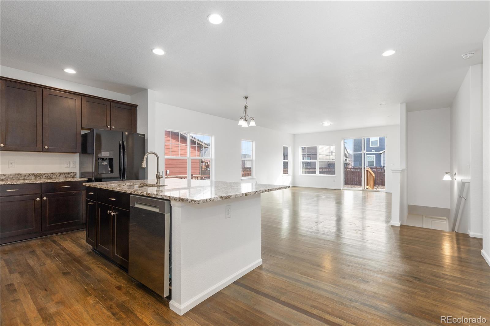 MLS Image #2 for 6284 n genoa way,aurora, Colorado
