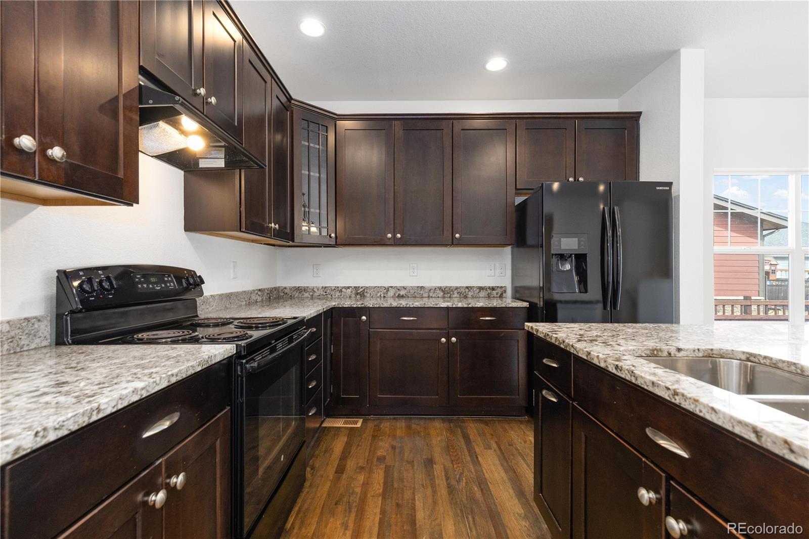 MLS Image #3 for 6284 n genoa way,aurora, Colorado